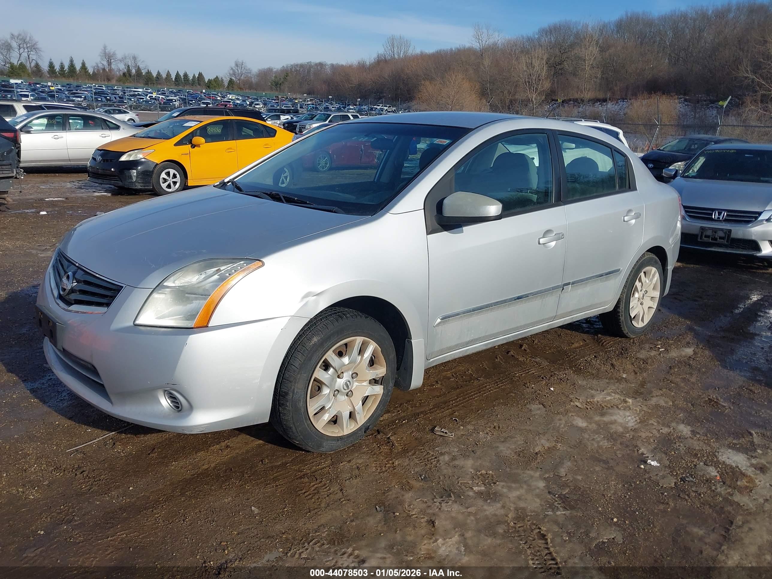 NISSAN SENTRA image 2
