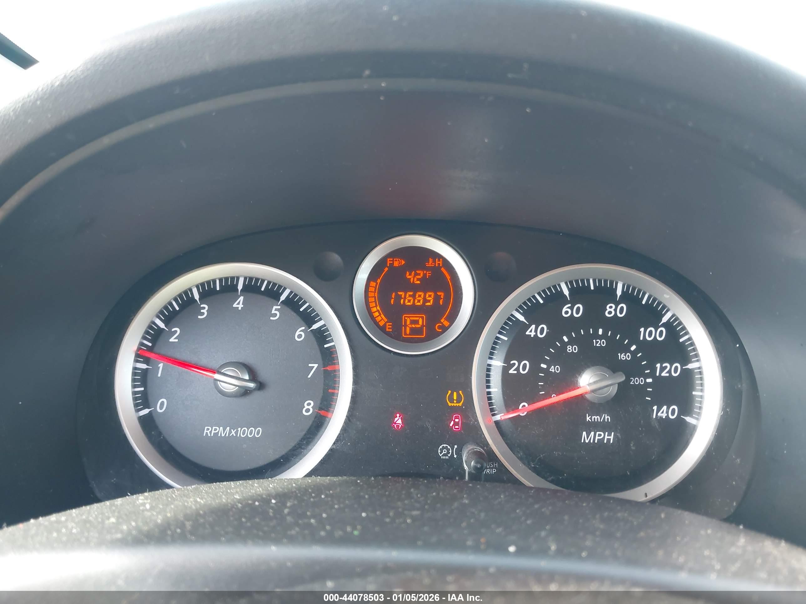 NISSAN SENTRA image 7