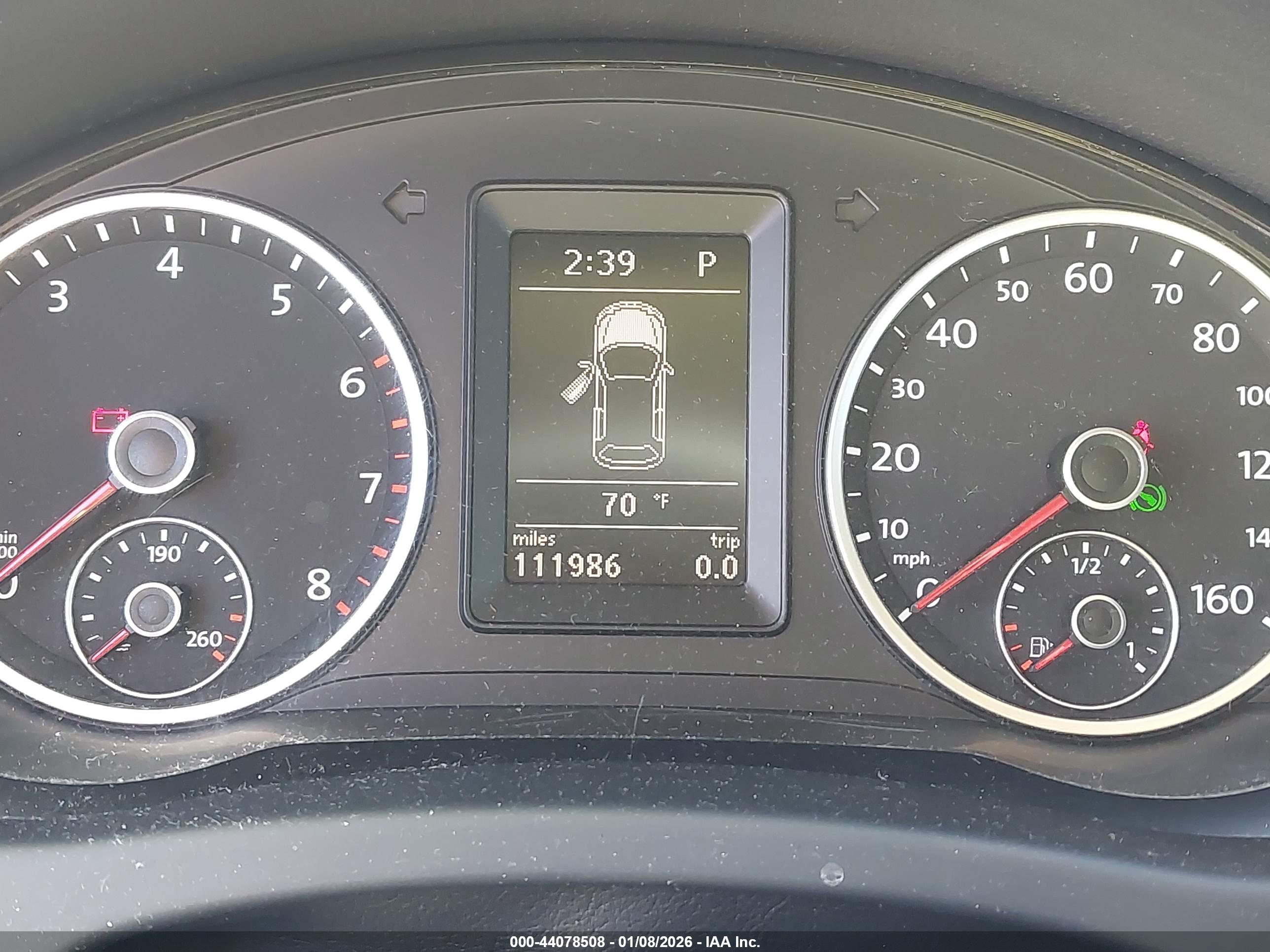 VOLKSWAGEN TIGUAN image 7