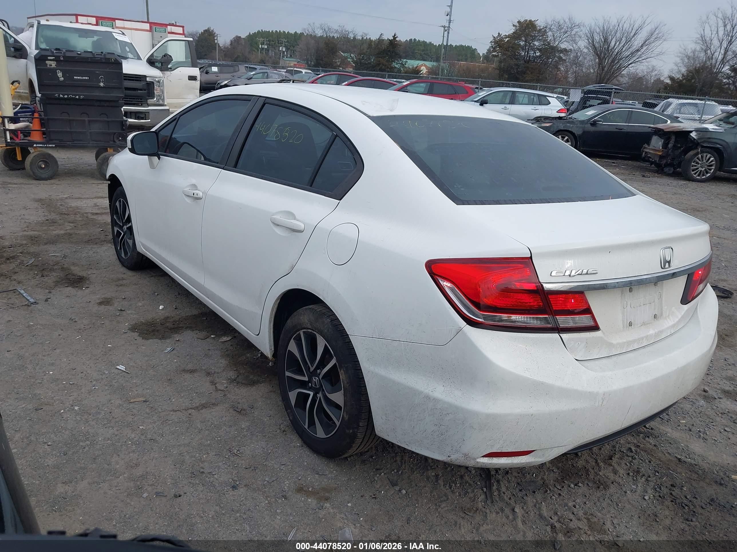 HONDA CIVIC image 3