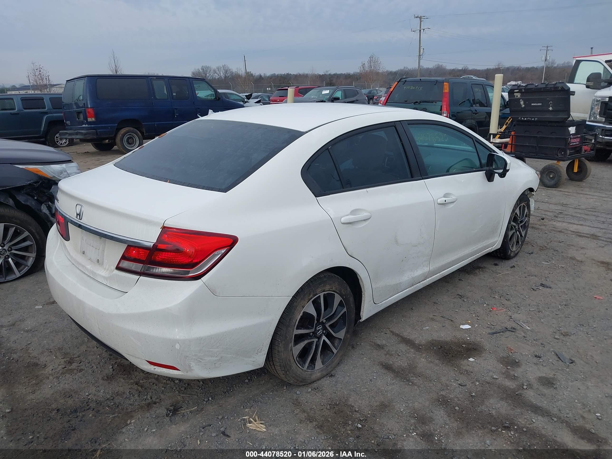 HONDA CIVIC image 4
