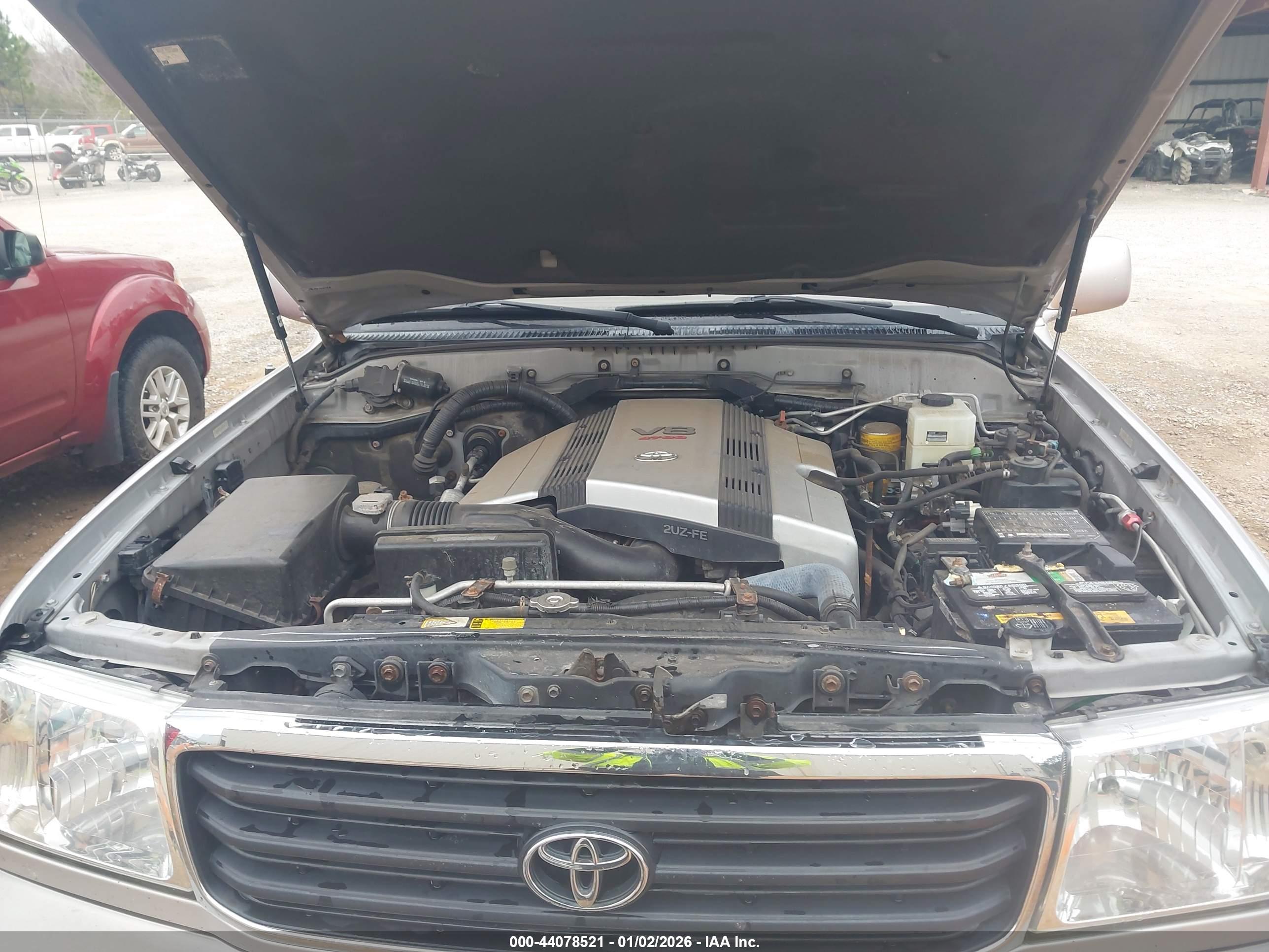 TOYOTA LAND image 10