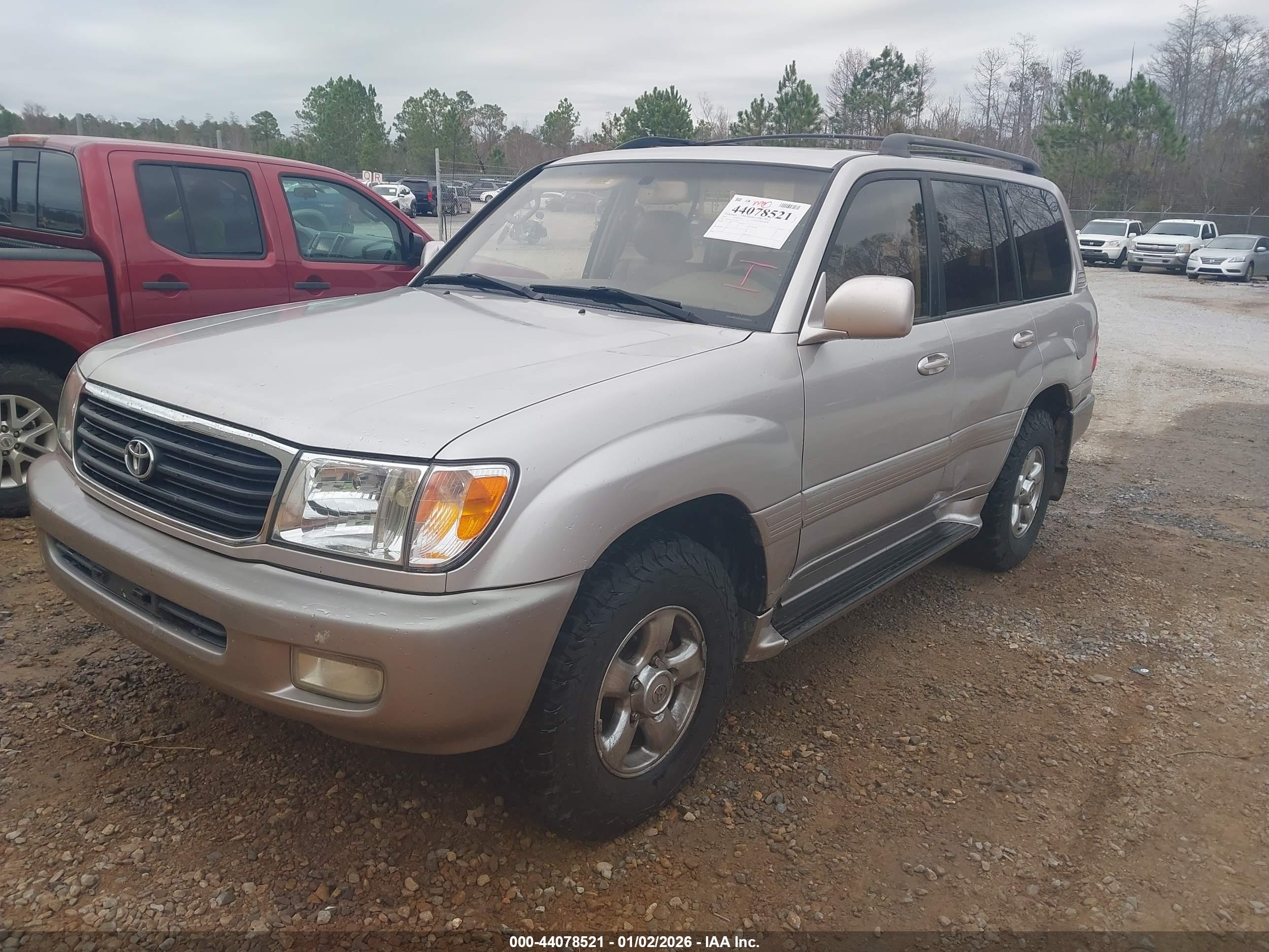 TOYOTA LAND image 2