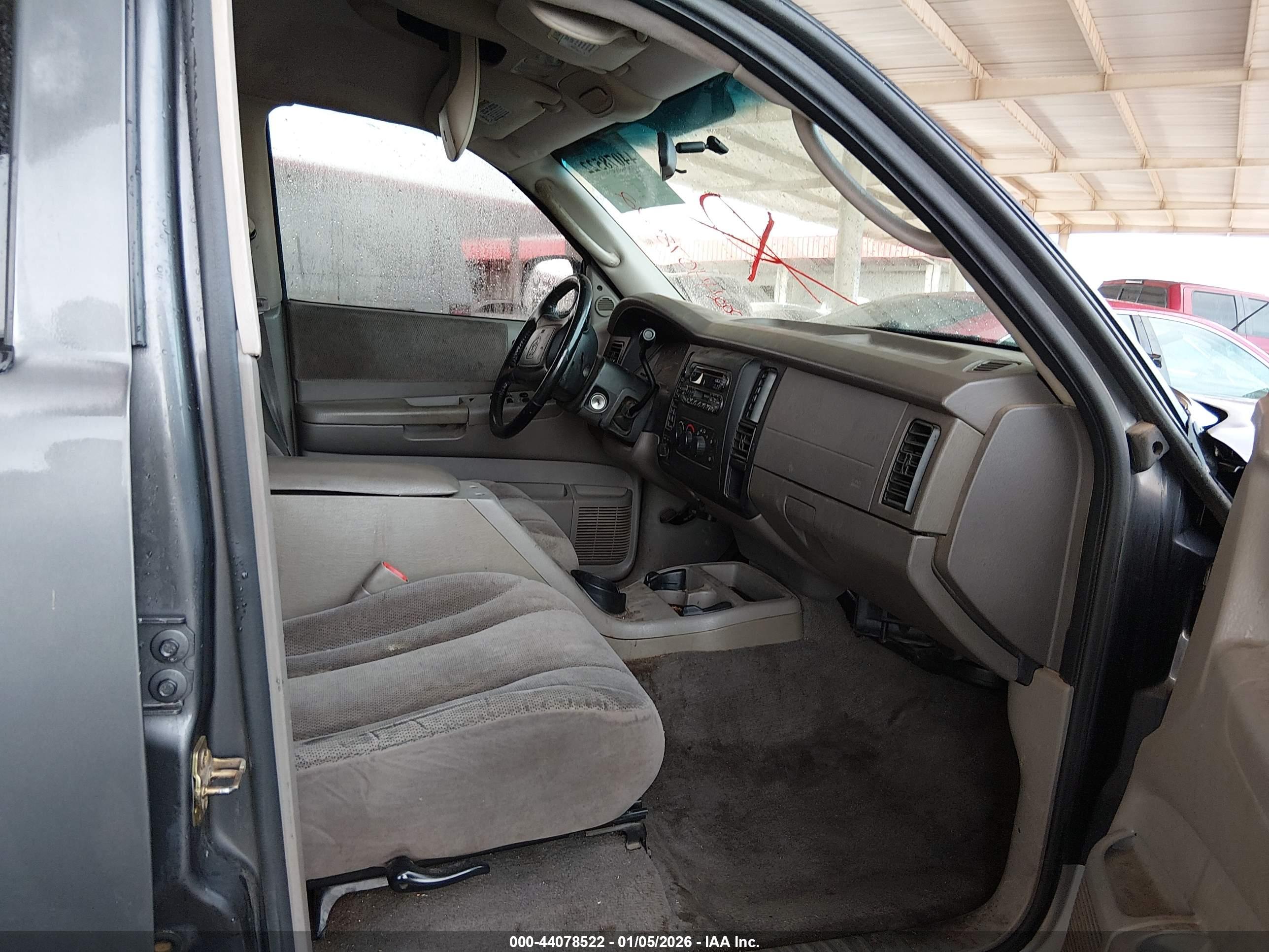 DODGE DAKOTA image 5