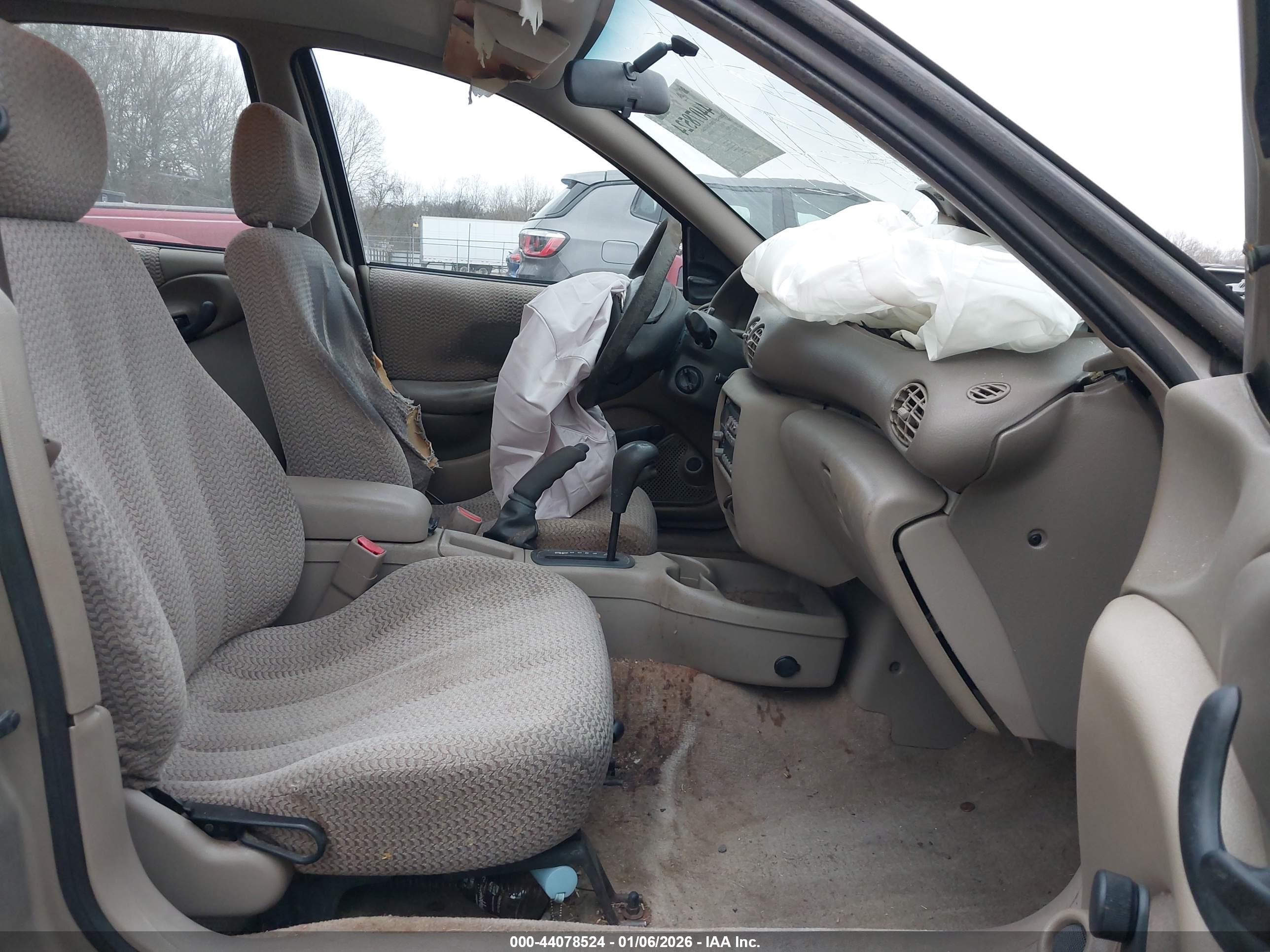 PONTIAC SUNFIRE image 5