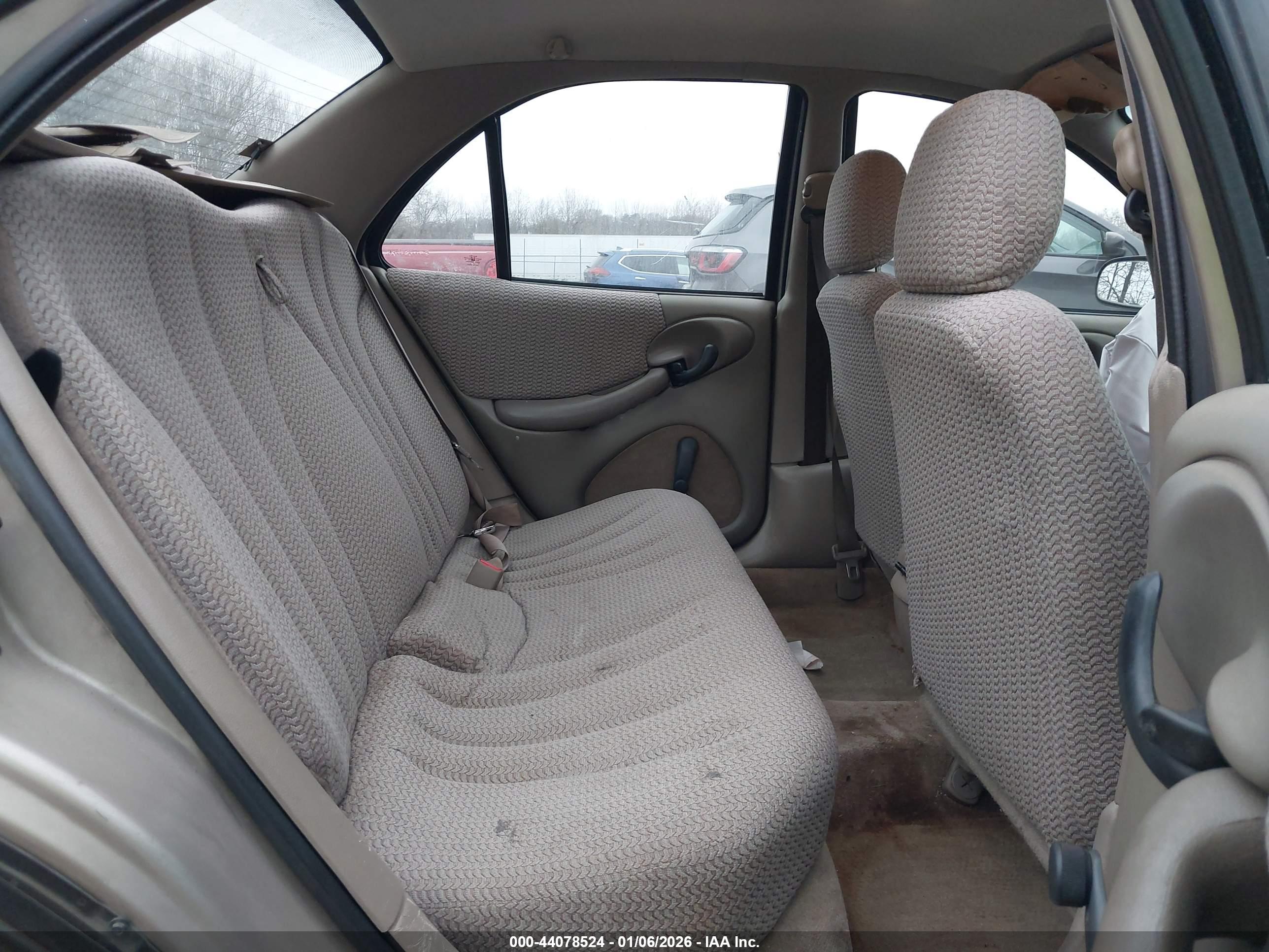 PONTIAC SUNFIRE image 8