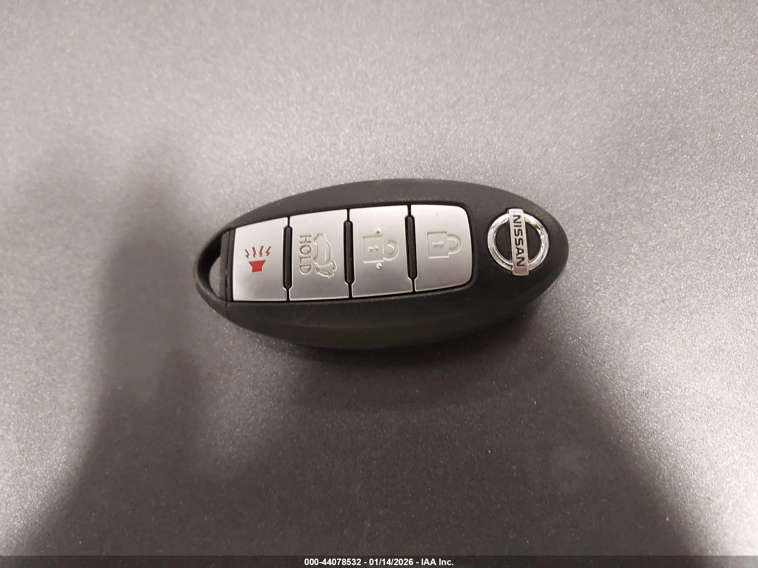 NISSAN ROGUE image 11