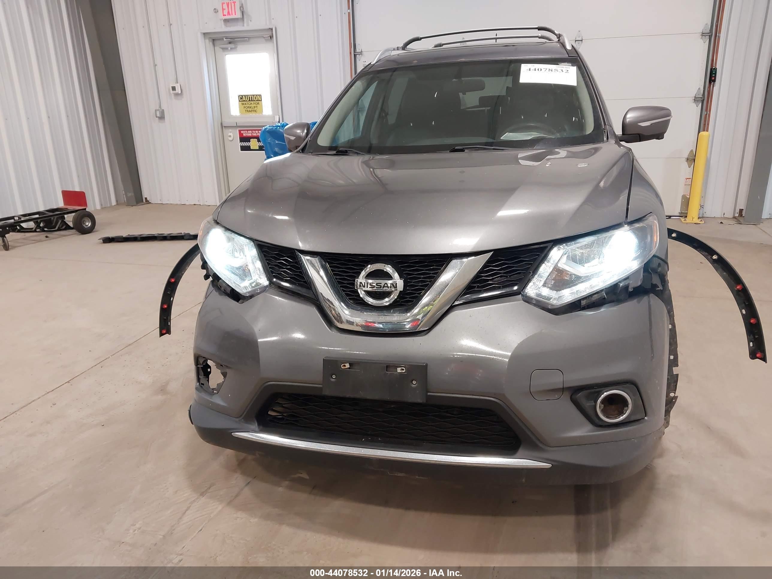 NISSAN ROGUE image 6