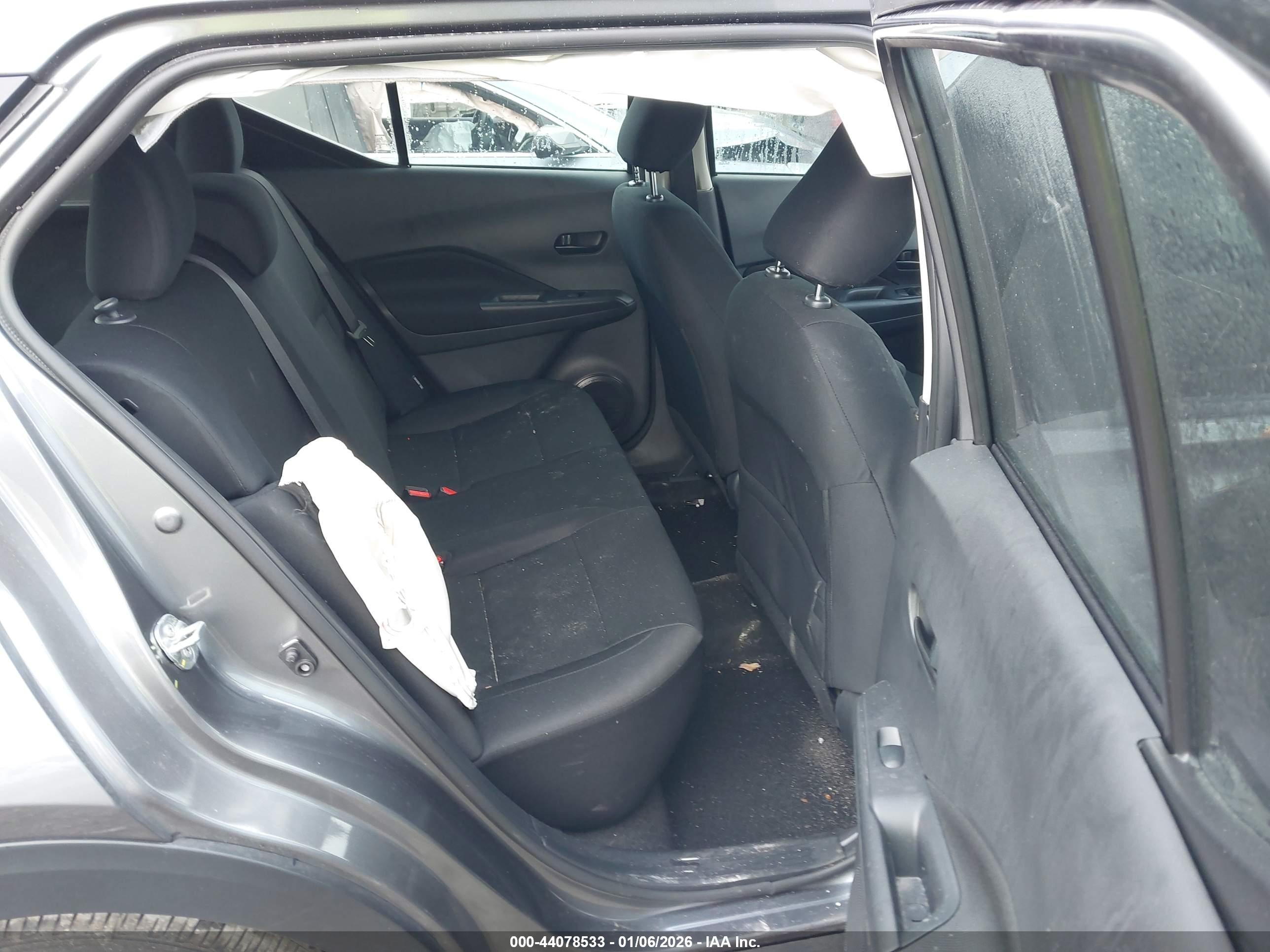 NISSAN KICKS image 8