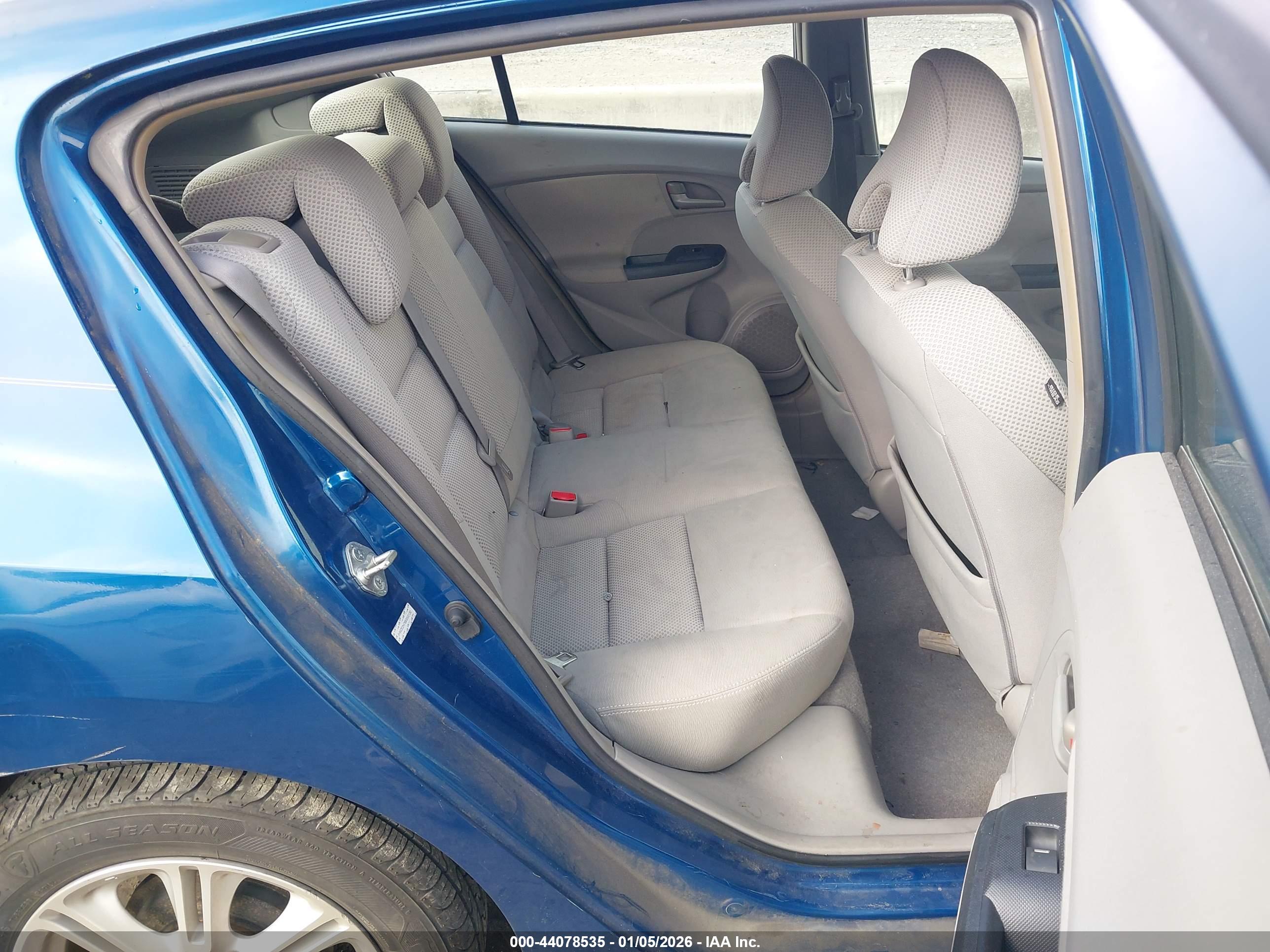 HONDA INSIGHT image 8