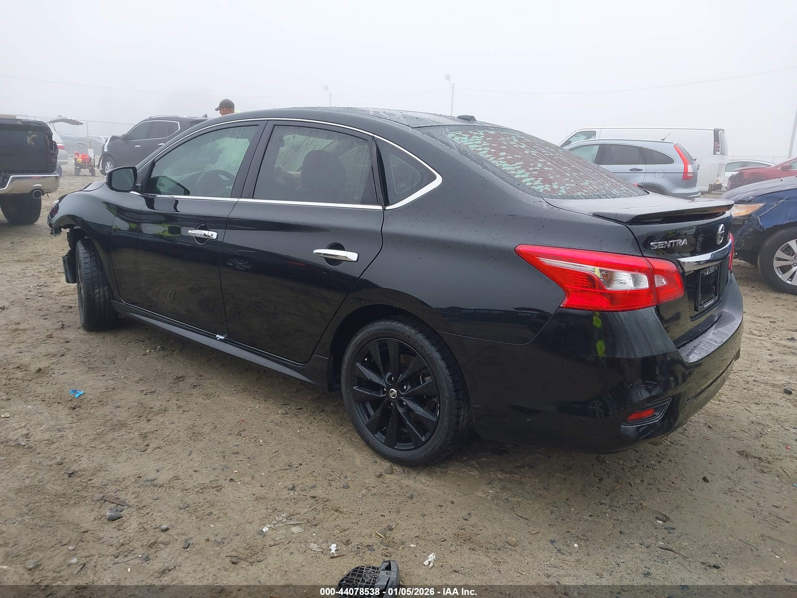 NISSAN SENTRA image 3