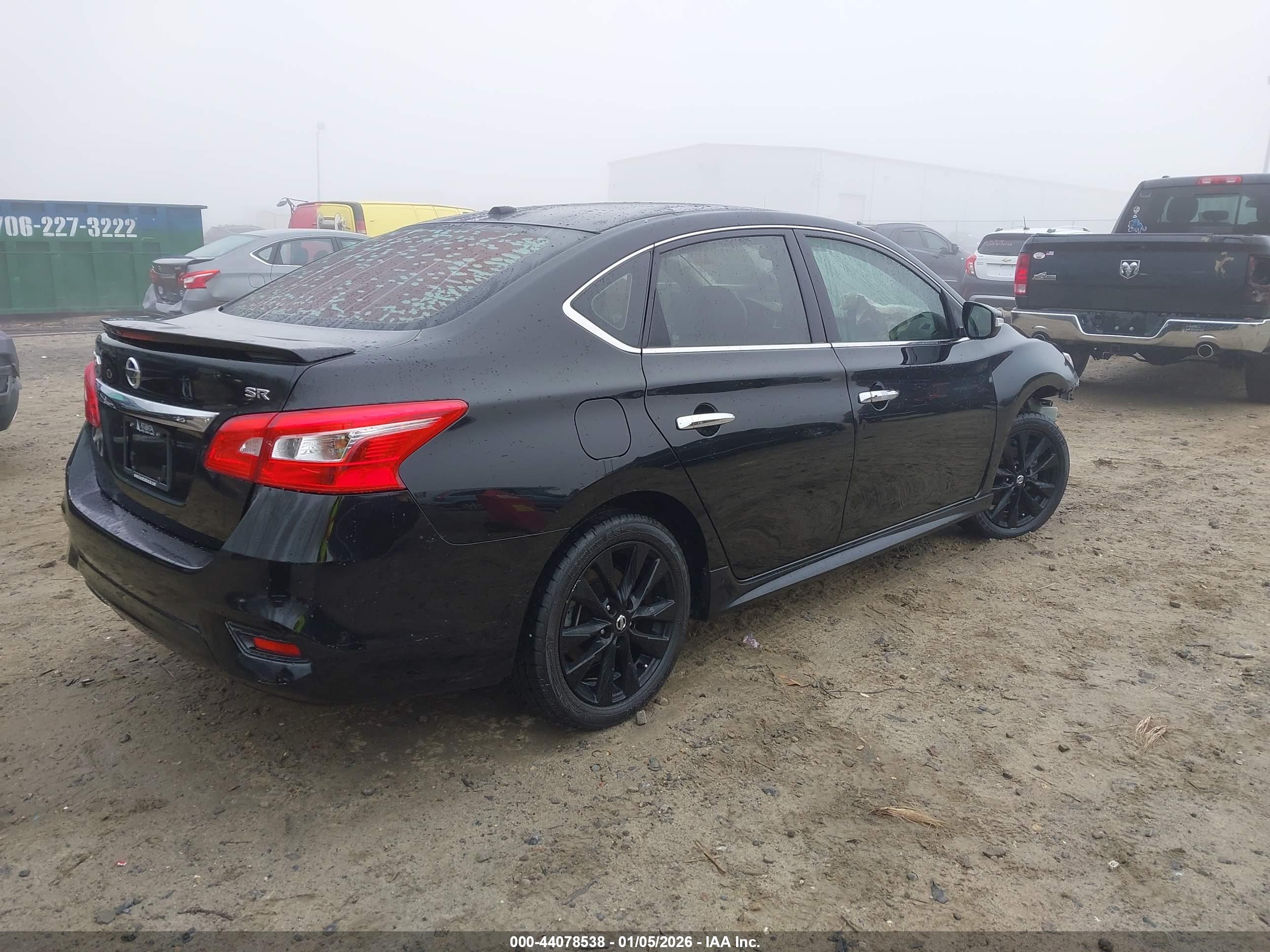 NISSAN SENTRA image 4