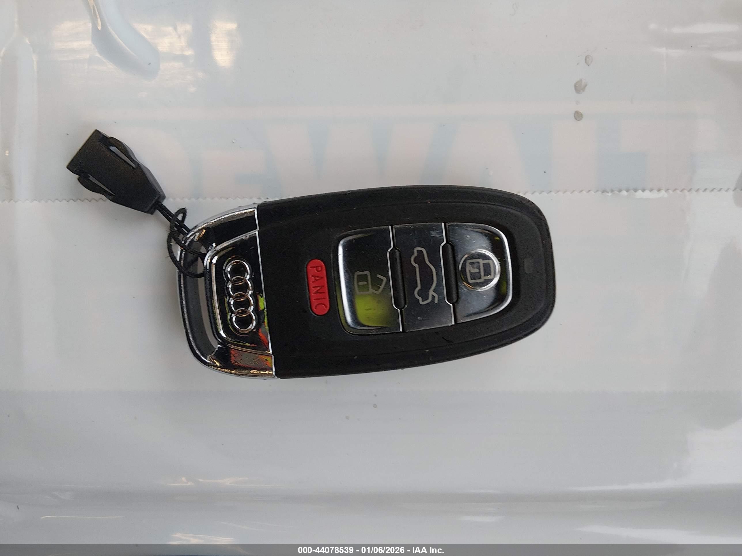AUDI A4 image 11