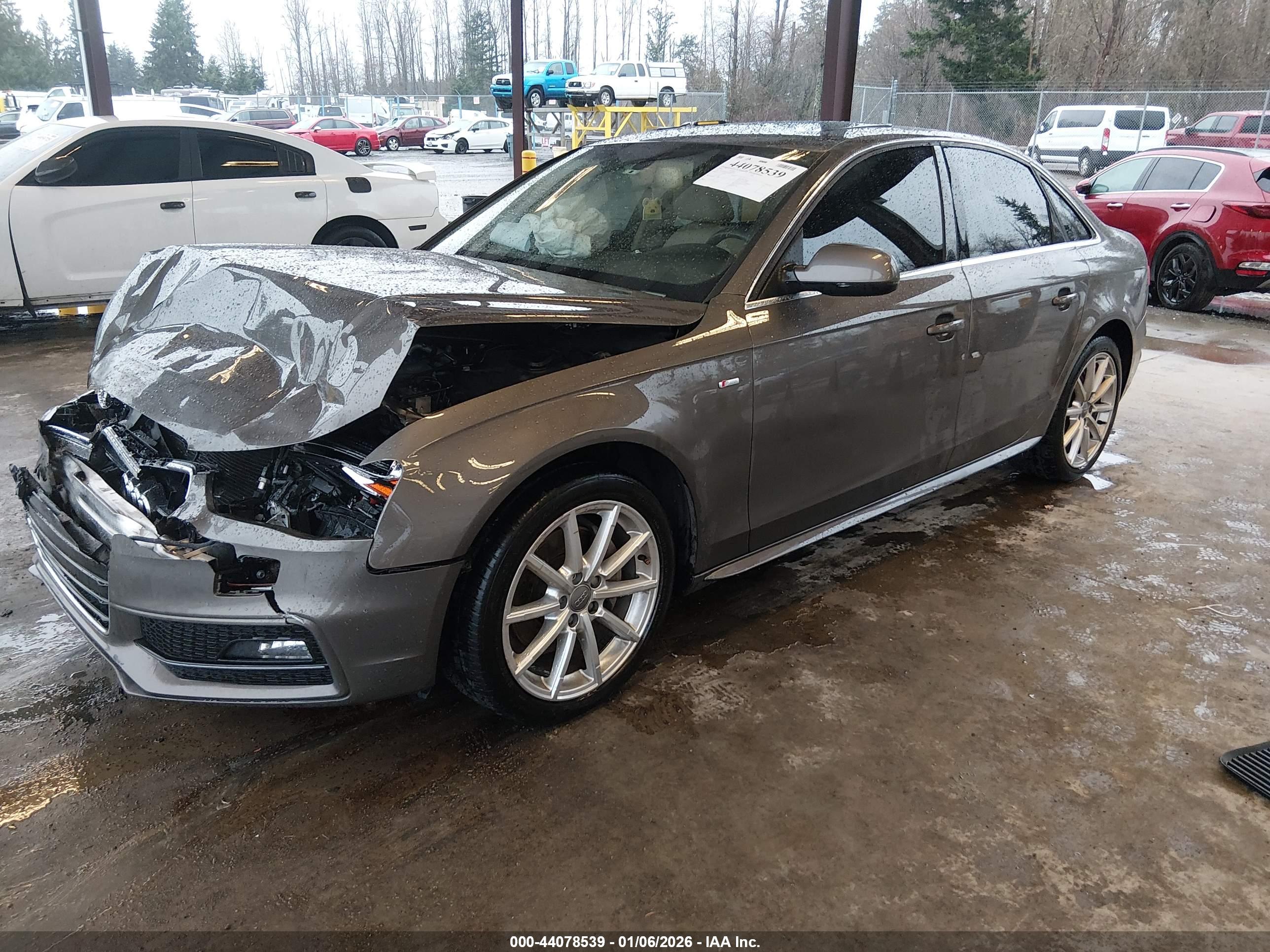 AUDI A4 image 2