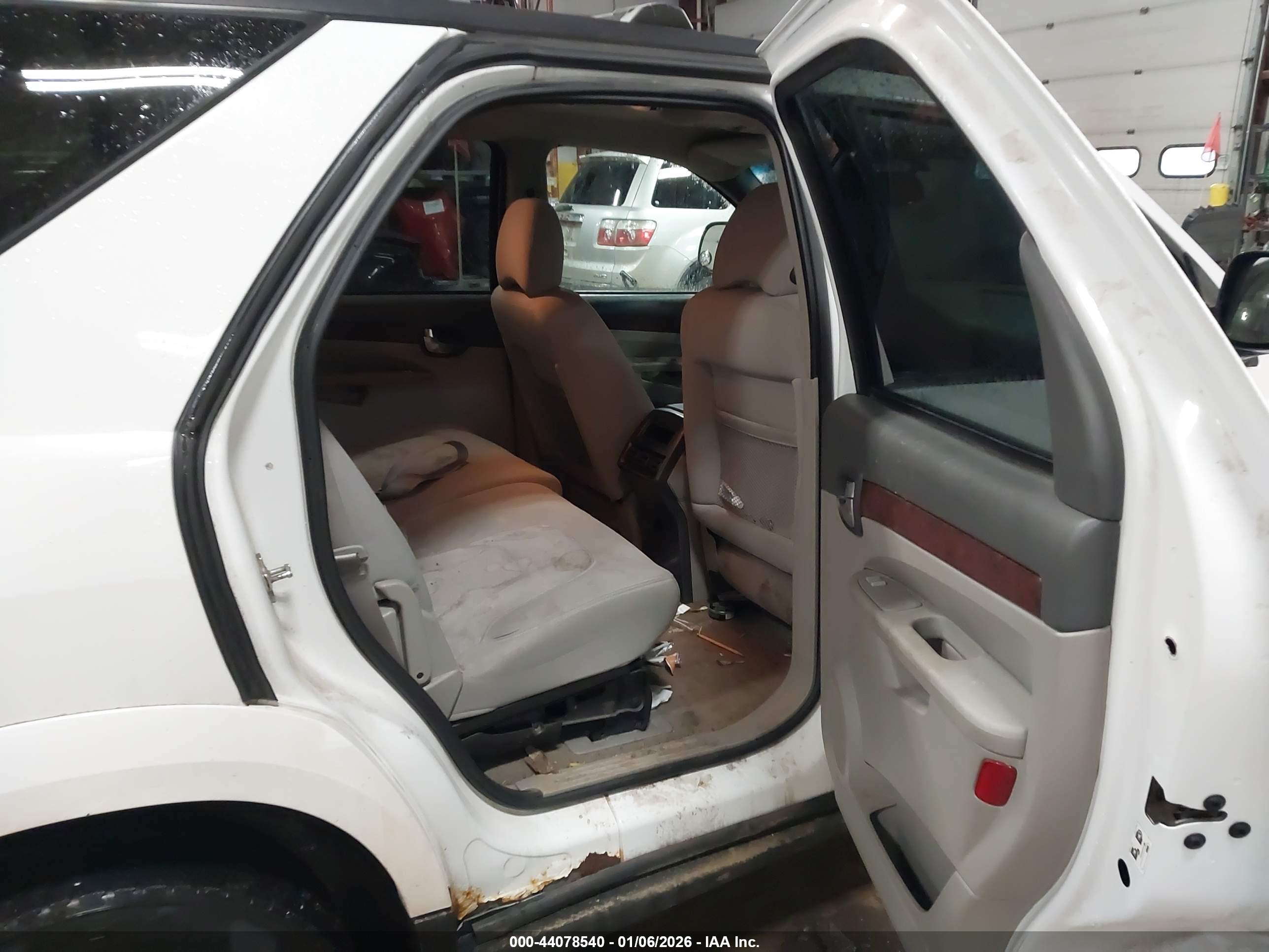 BUICK RENDEZVOUS image 8