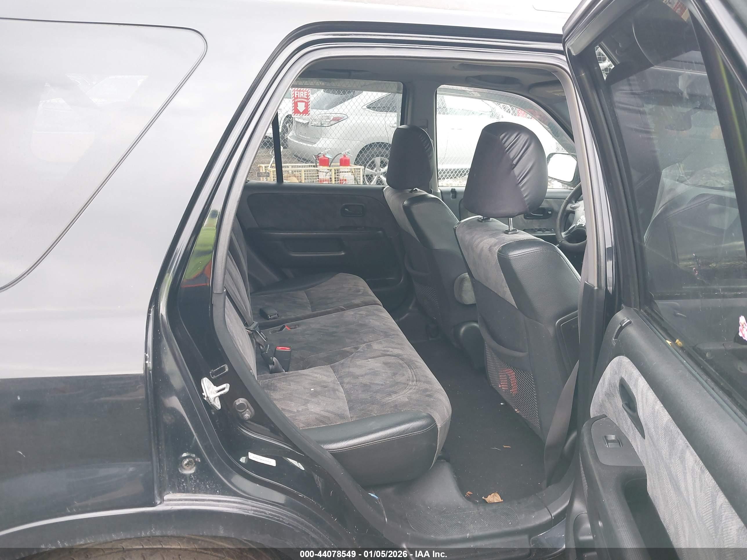 HONDA CR-V image 8