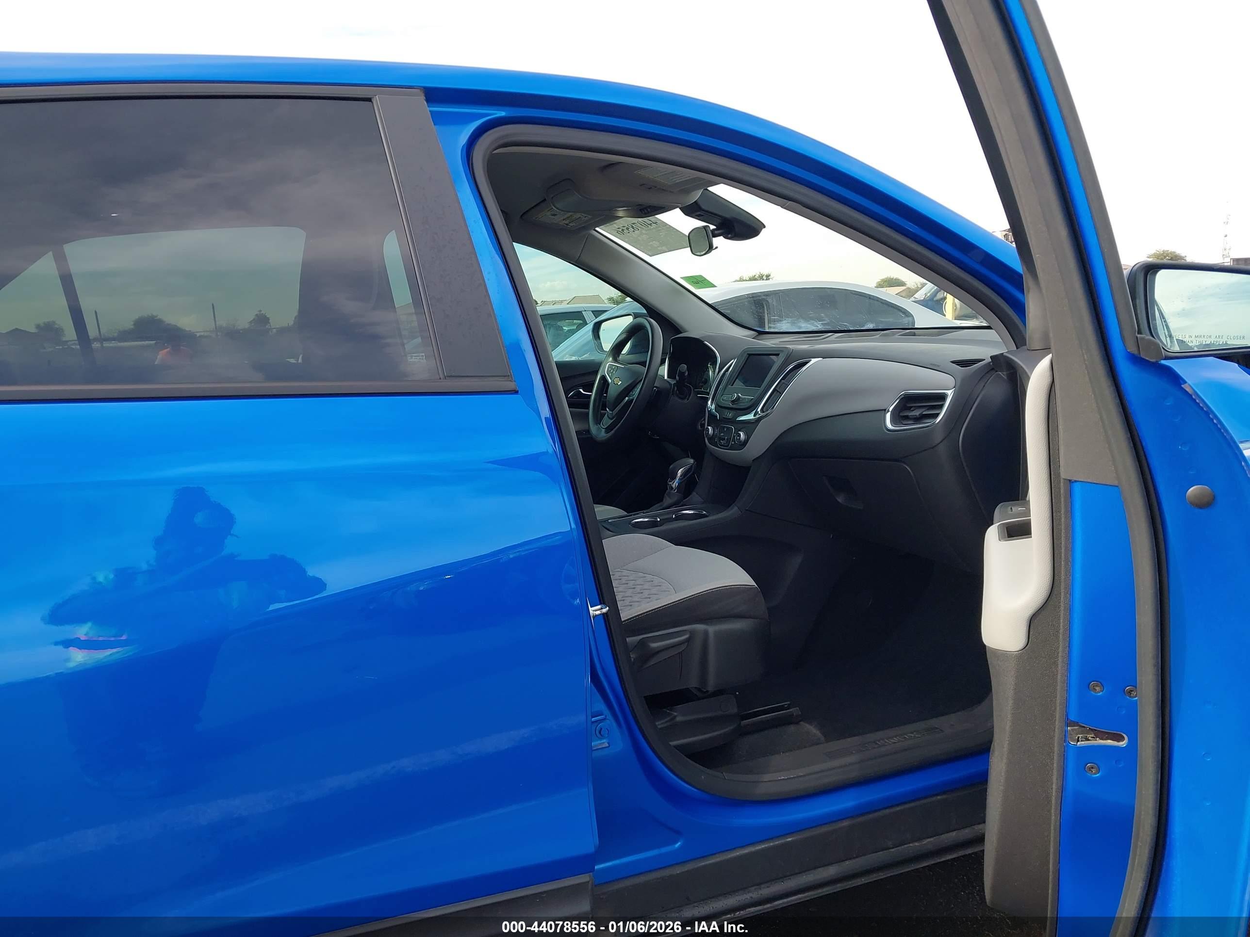 CHEVROLET EQUINOX image 5
