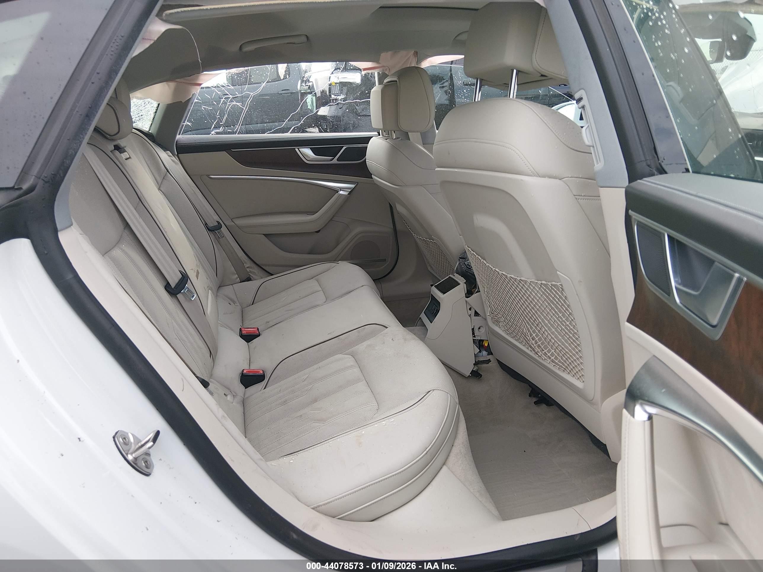 AUDI A7 image 8