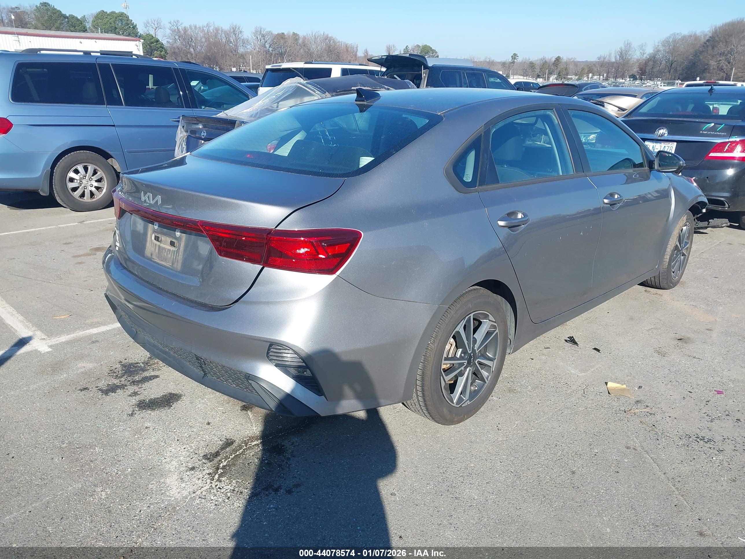KIA FORTE image 4