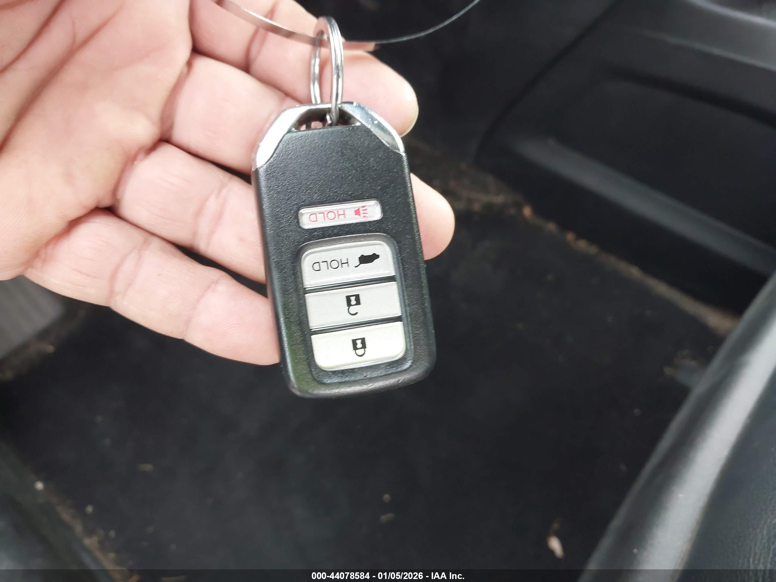 HONDA CR-V image 11