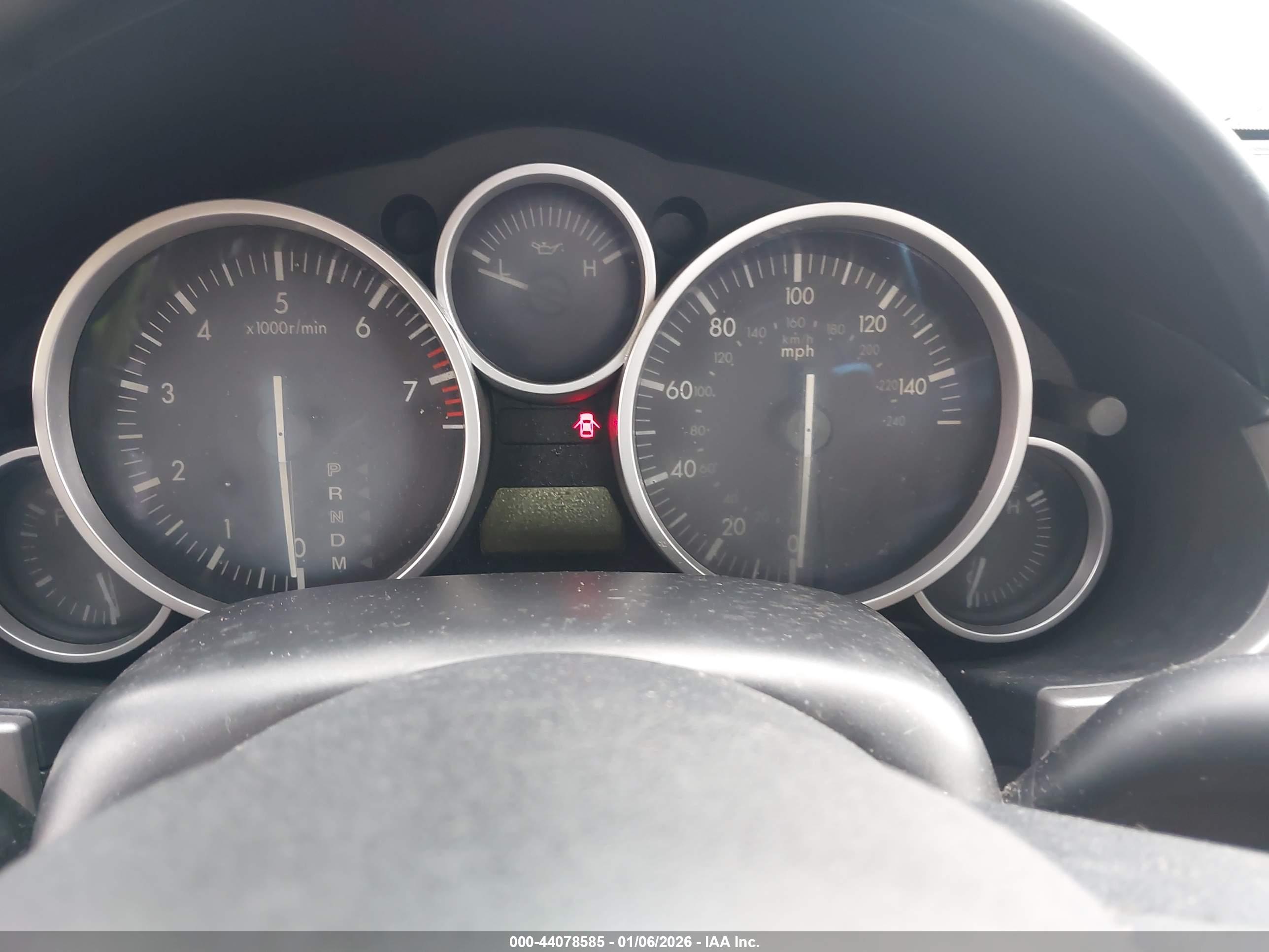 MAZDA MX-5 image 7
