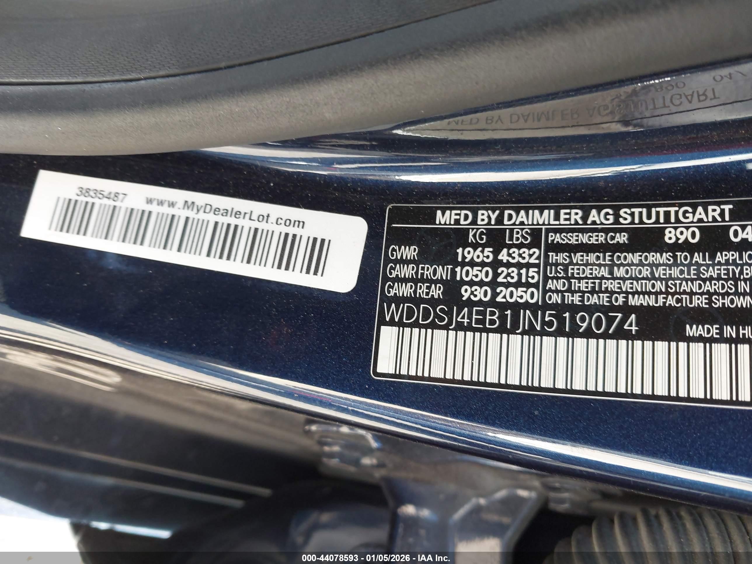 MERCEDES-BENZ CLA image 9