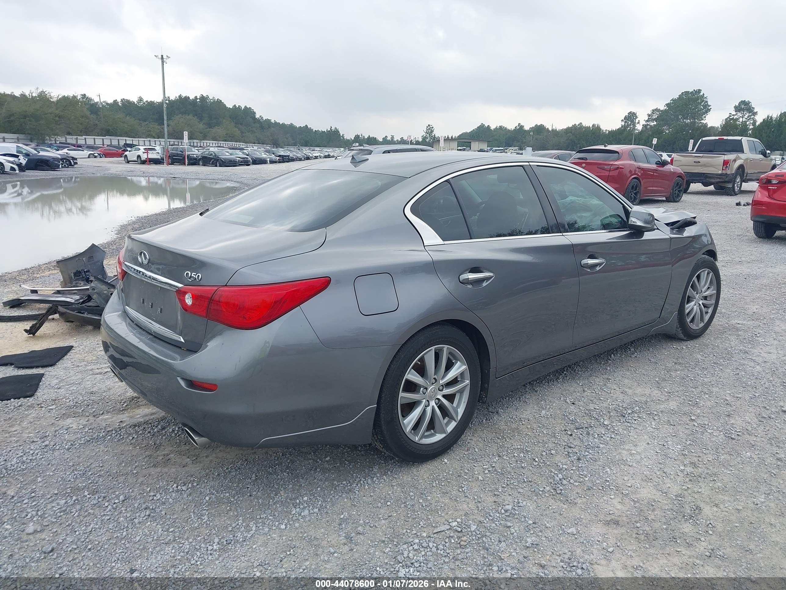 INFINITI Q50 image 4