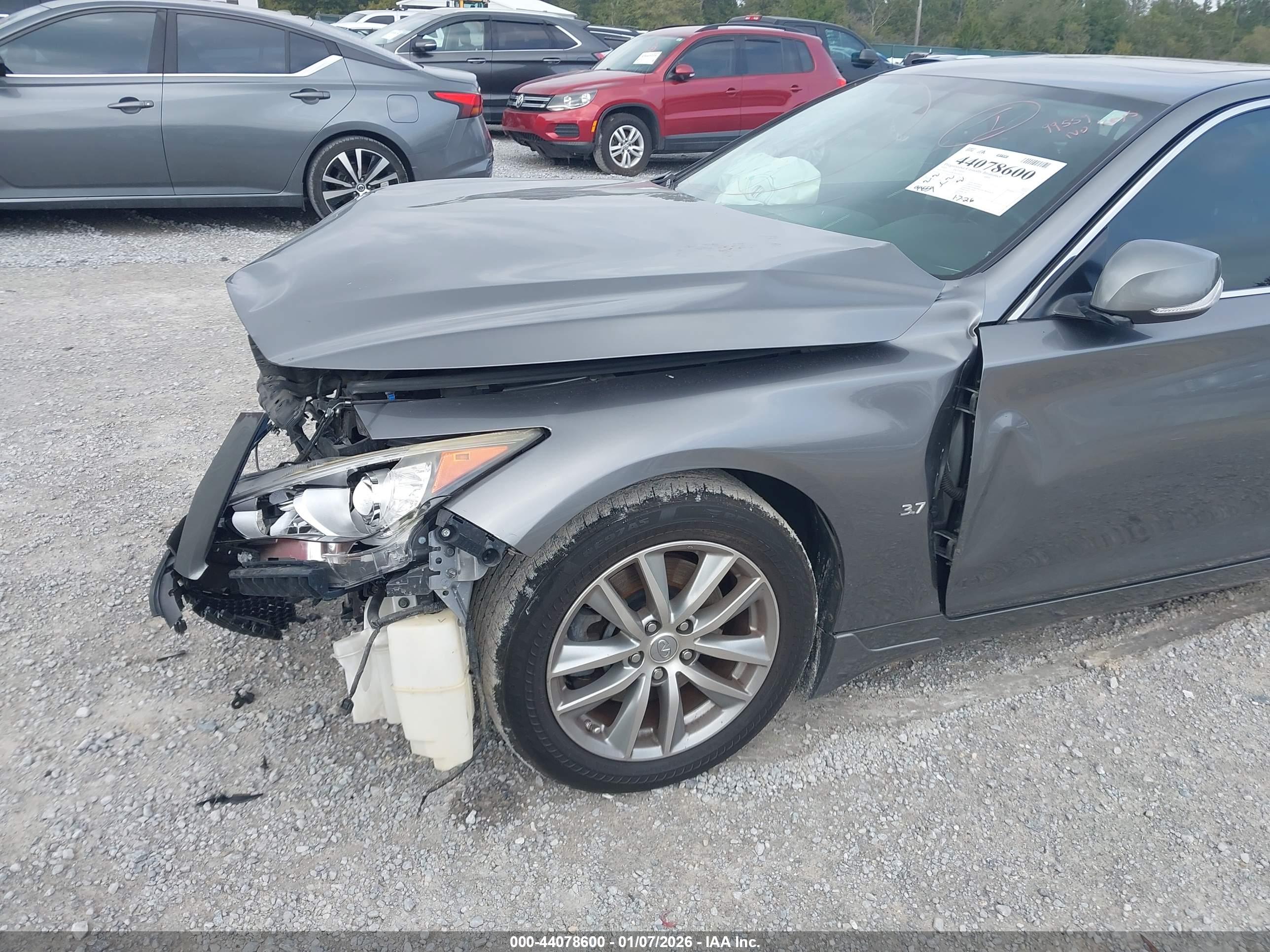 INFINITI Q50 image 6