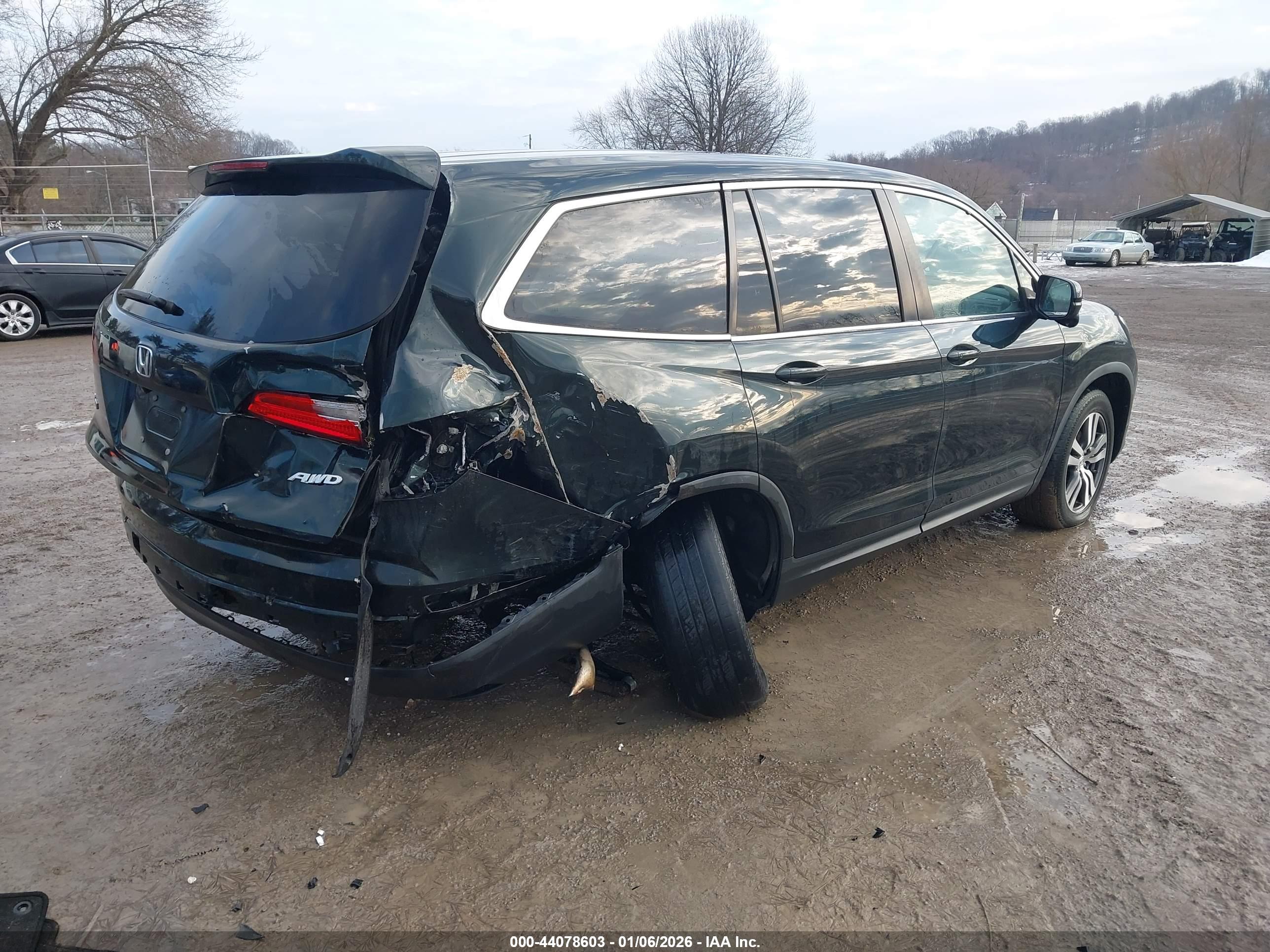 HONDA PILOT image 4