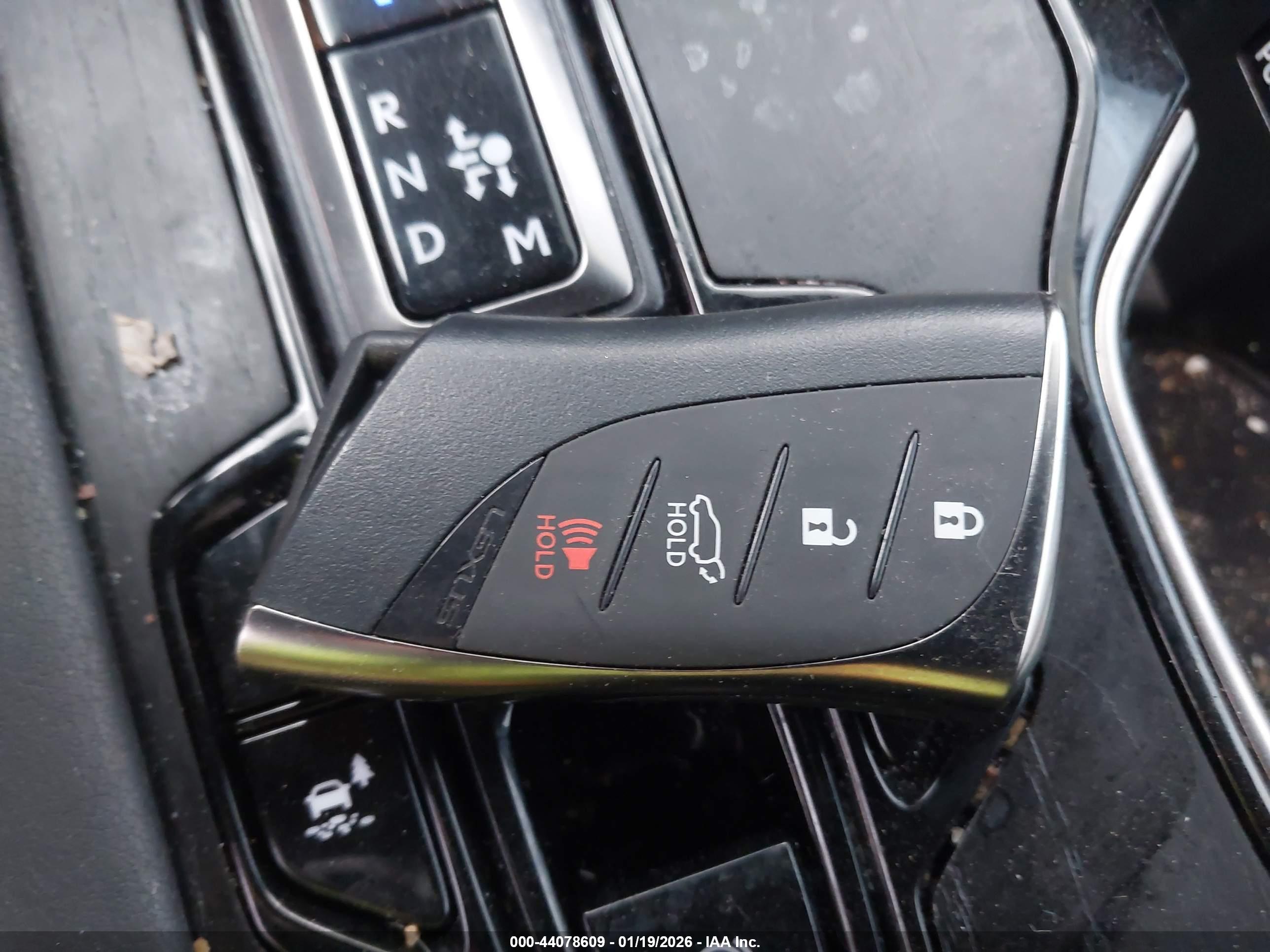 LEXUS RX image 11