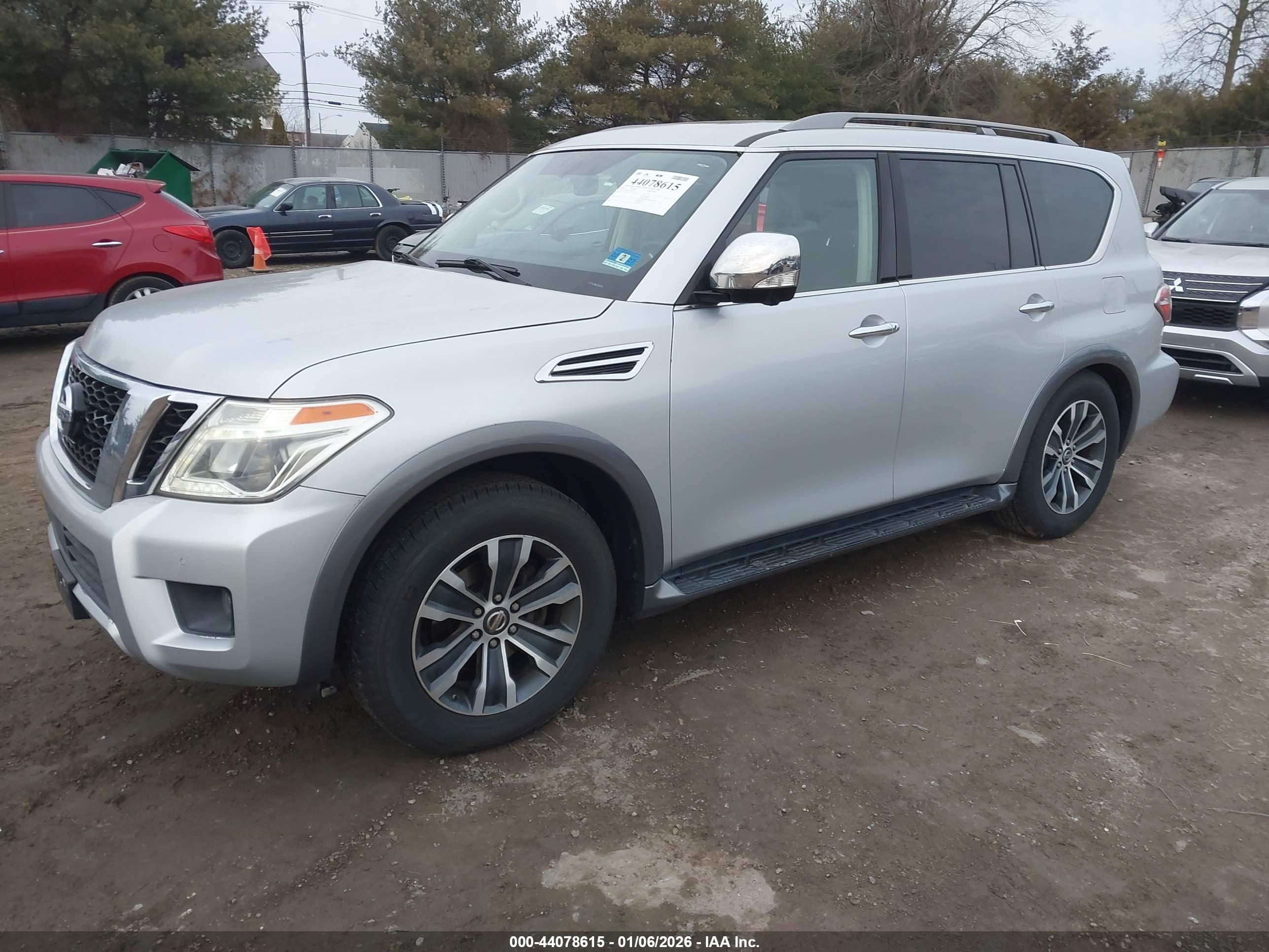 NISSAN ARMADA image 2