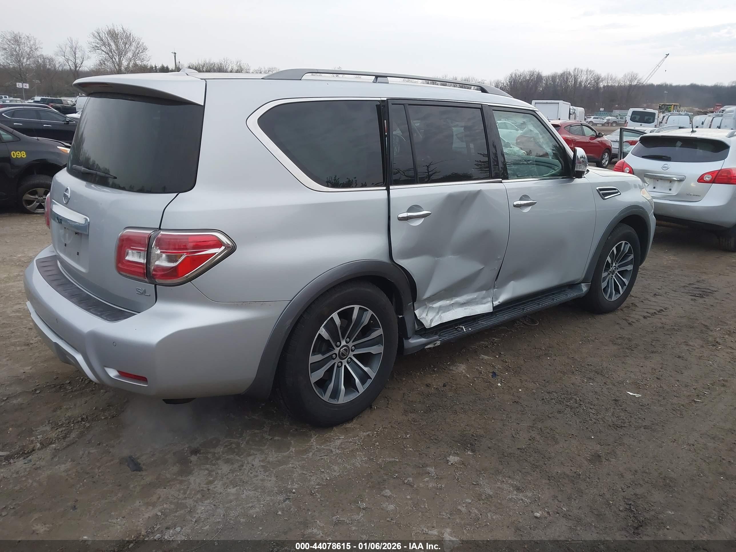 NISSAN ARMADA image 4