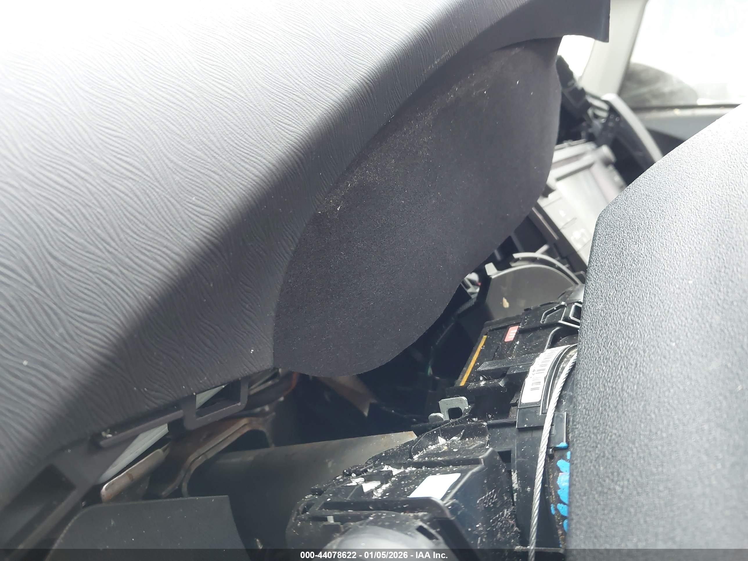 TOYOTA PRIUS image 7