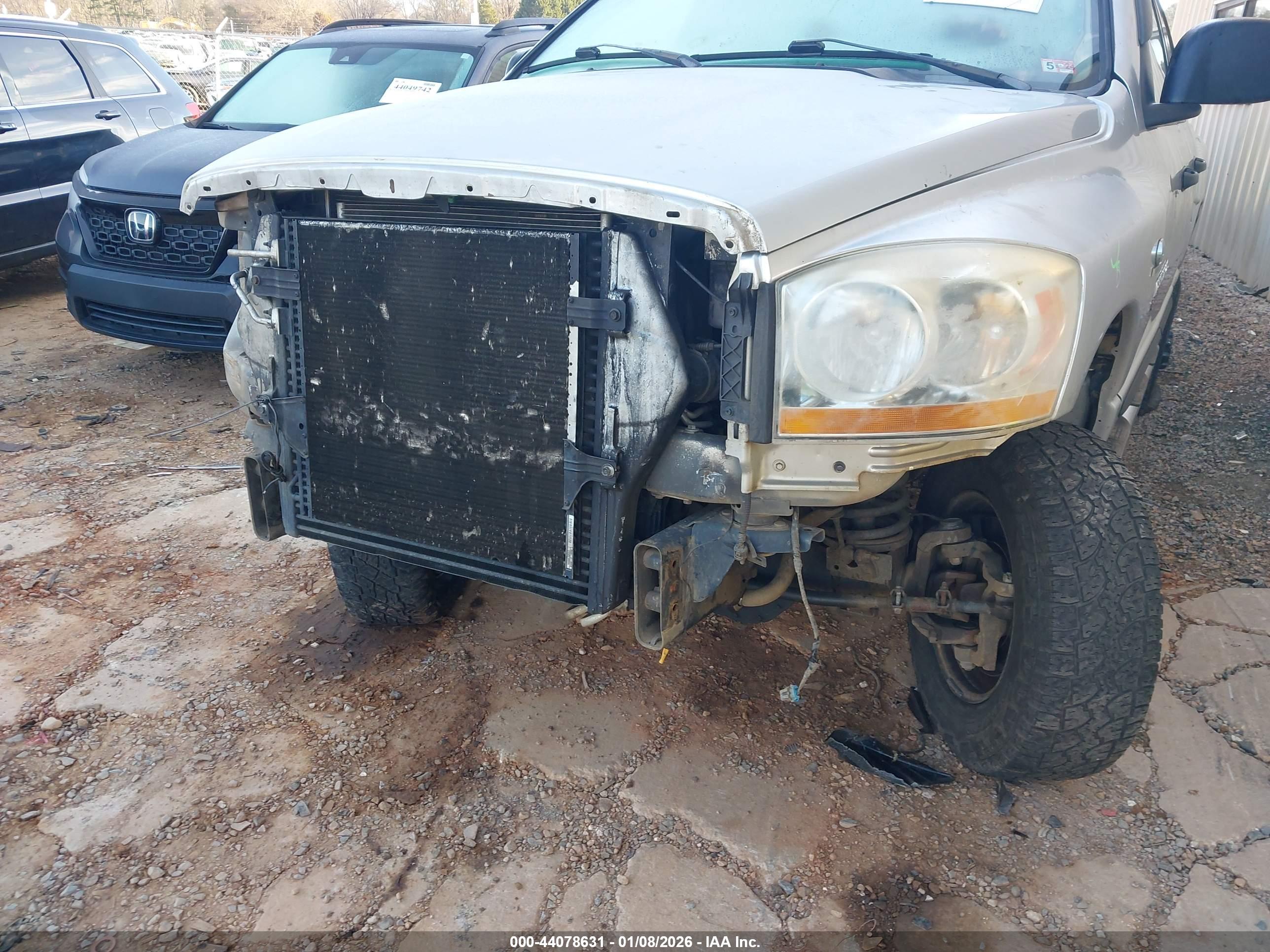 DODGE RAM image 6