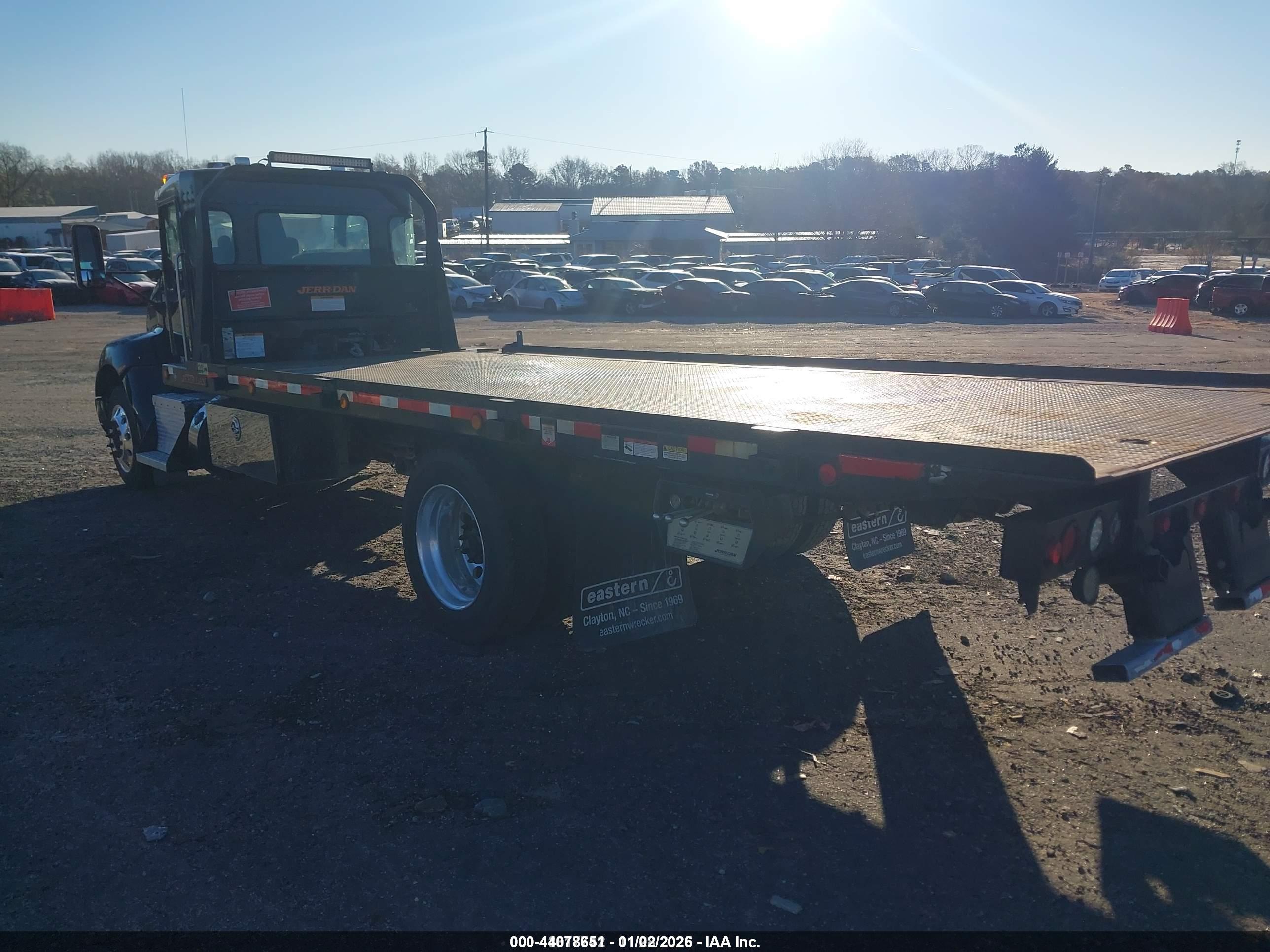 KENWORTH T-270 image 3