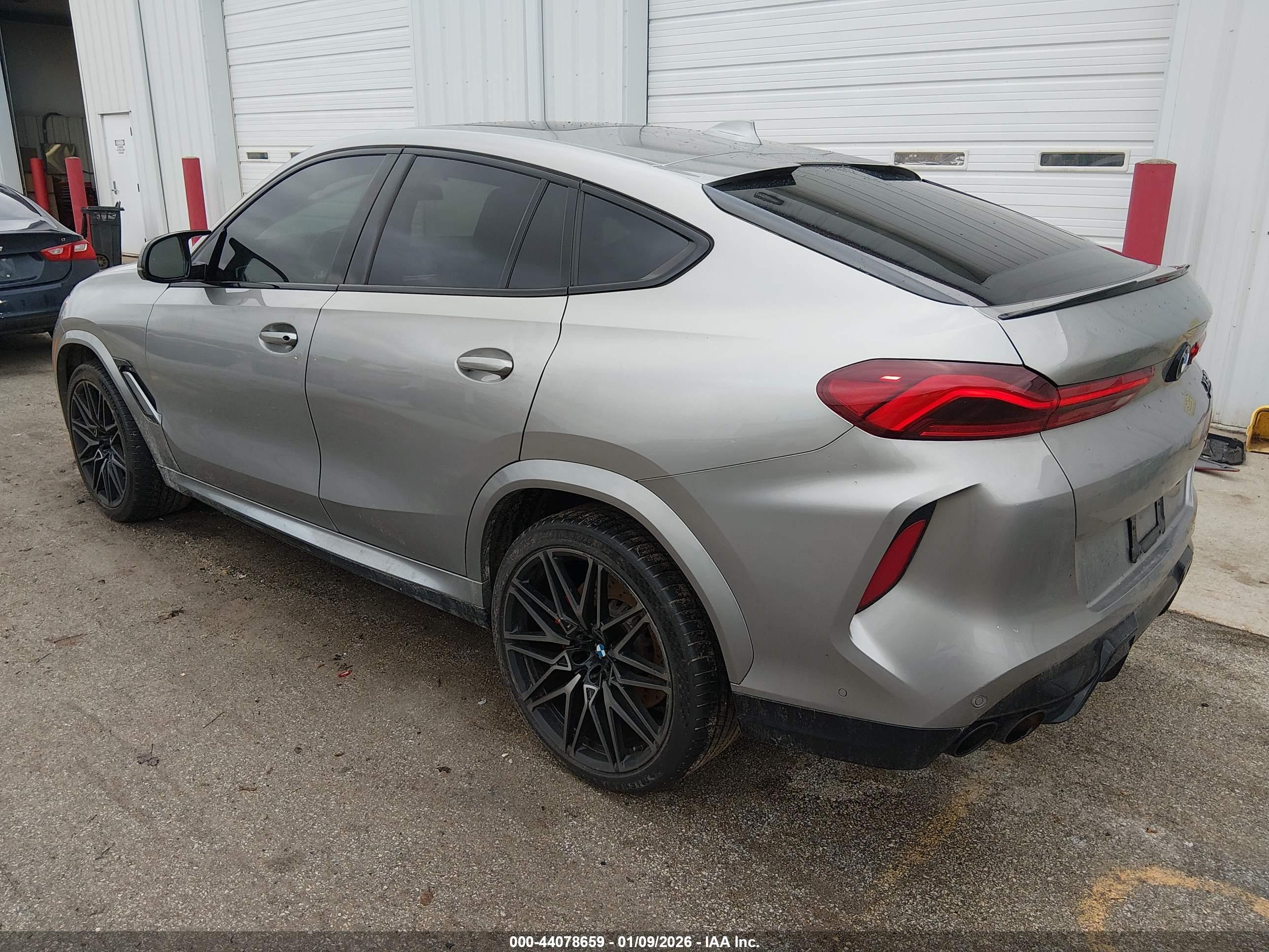 BMW X6 image 3