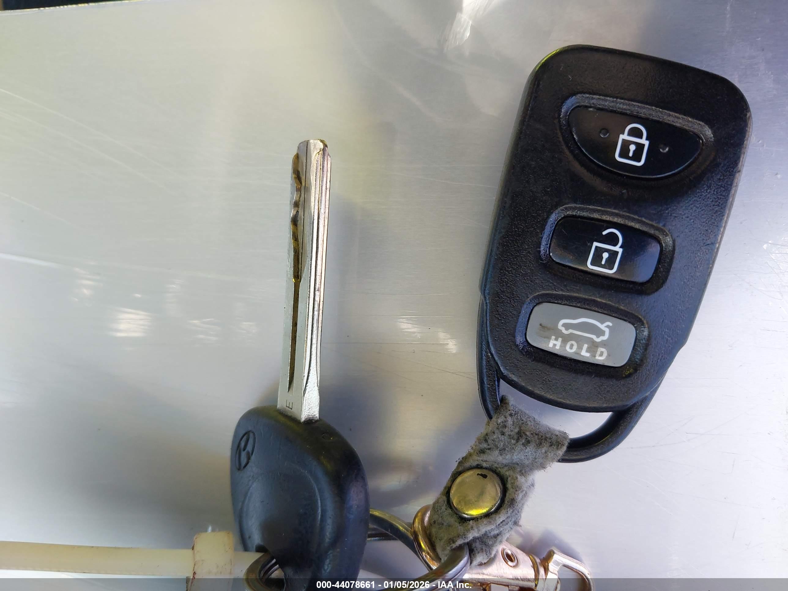 HYUNDAI SONATA image 11