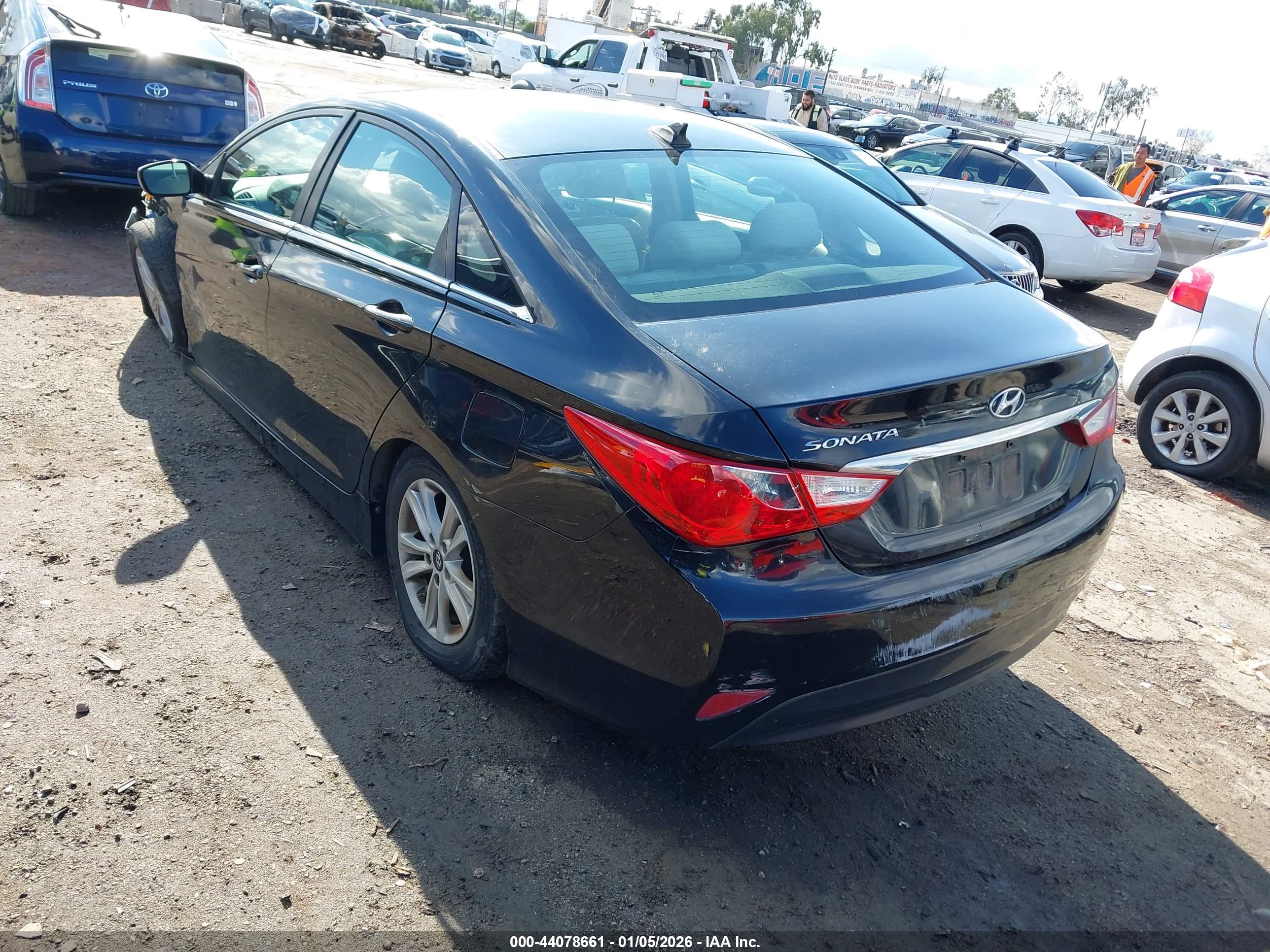 HYUNDAI SONATA image 3