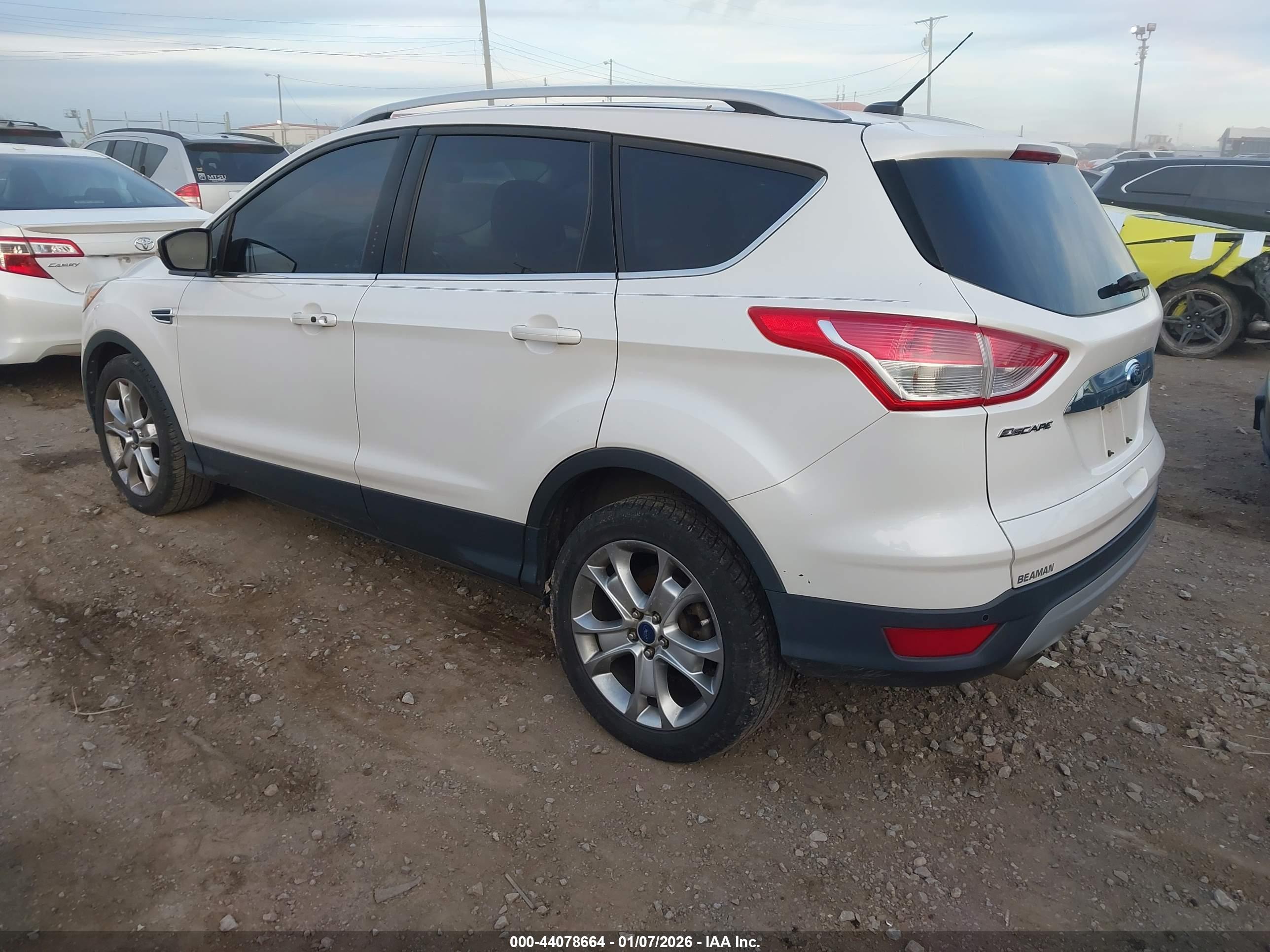 FORD ESCAPE image 3