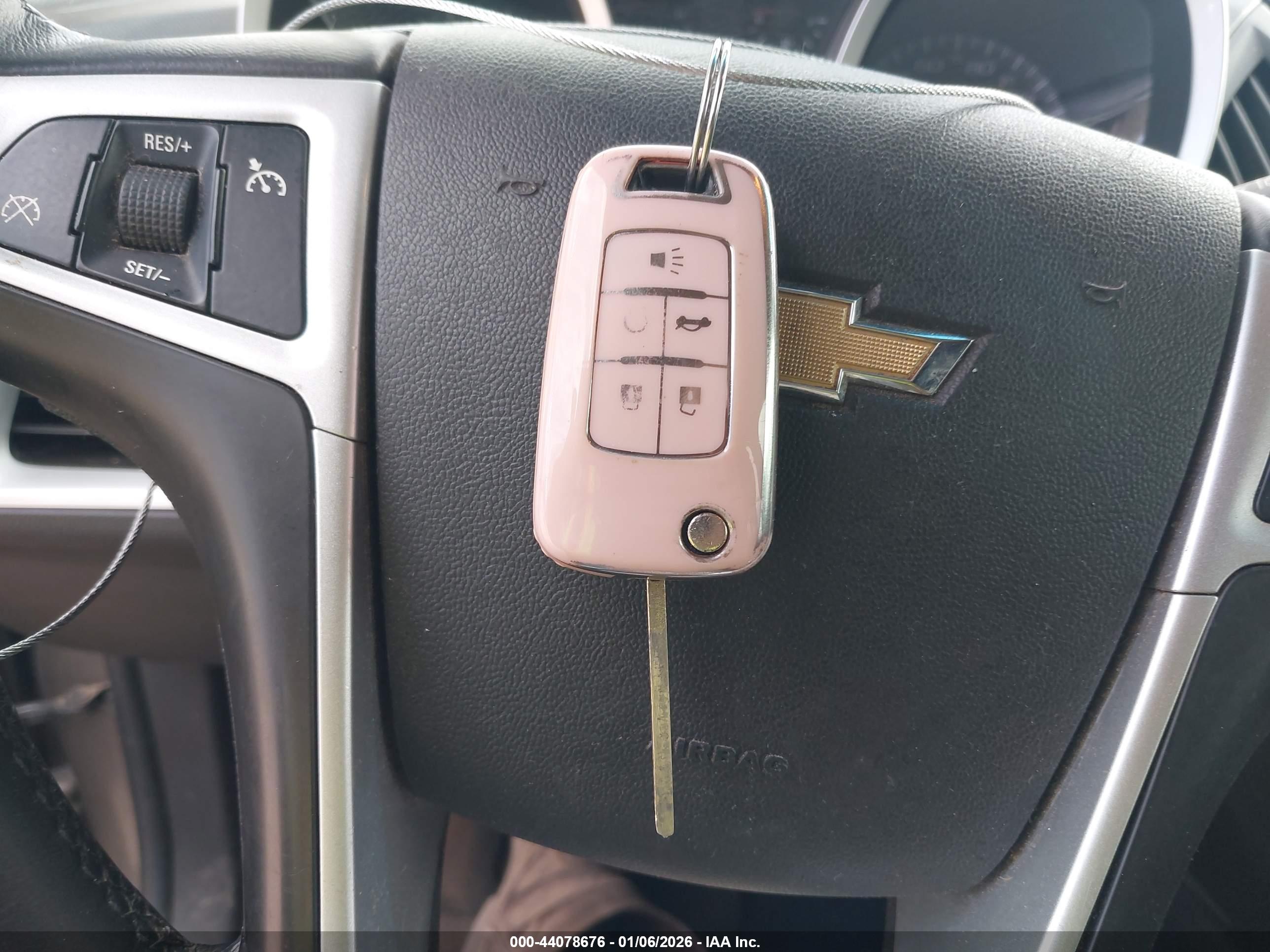 CHEVROLET EQUINOX image 11