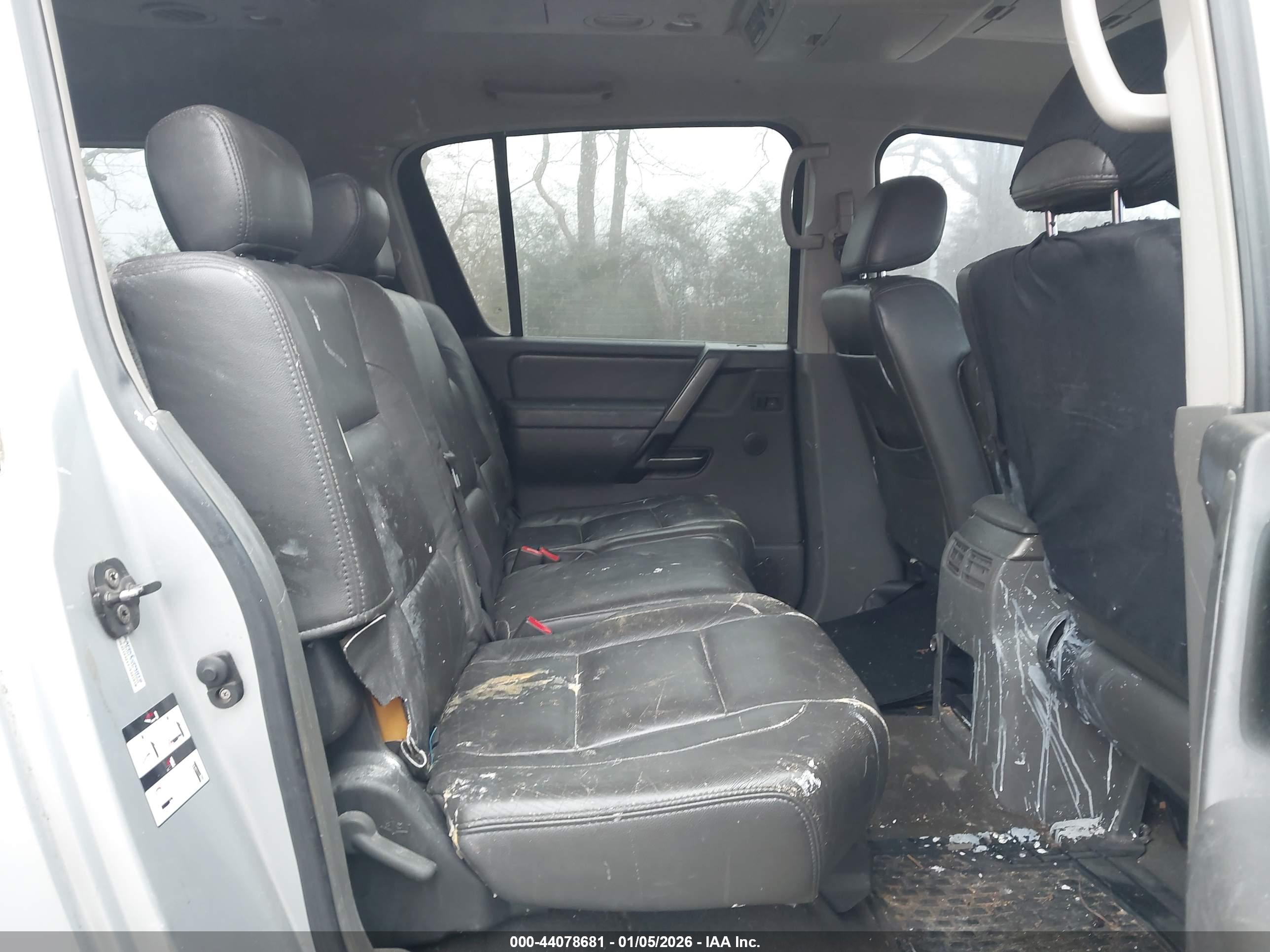 NISSAN ARMADA image 8