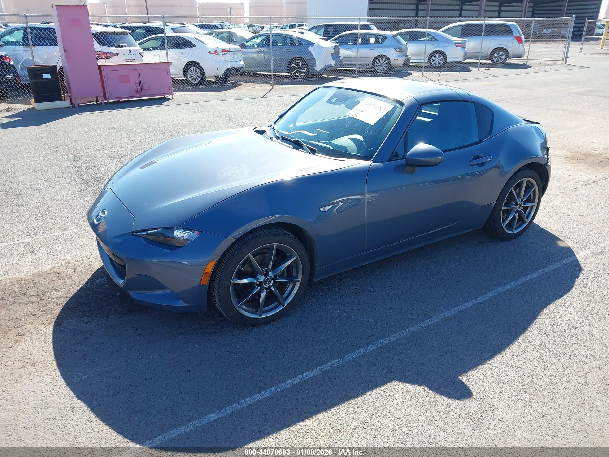 MAZDA MX-5 image 2