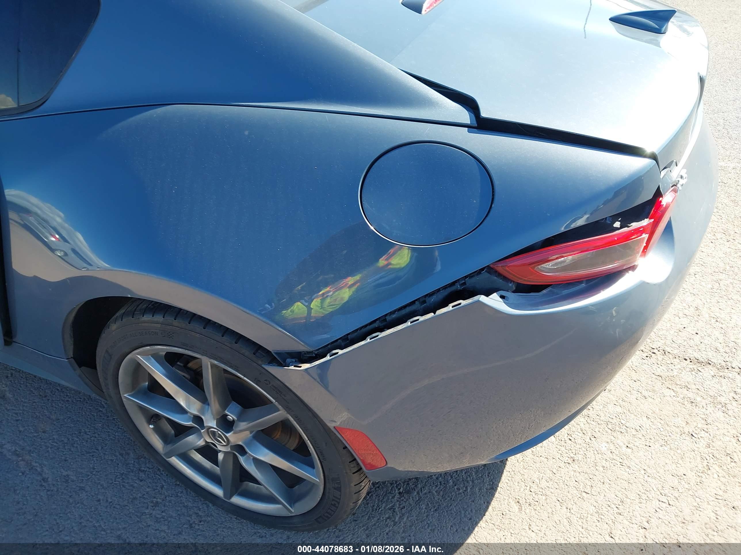 MAZDA MX-5 image 6