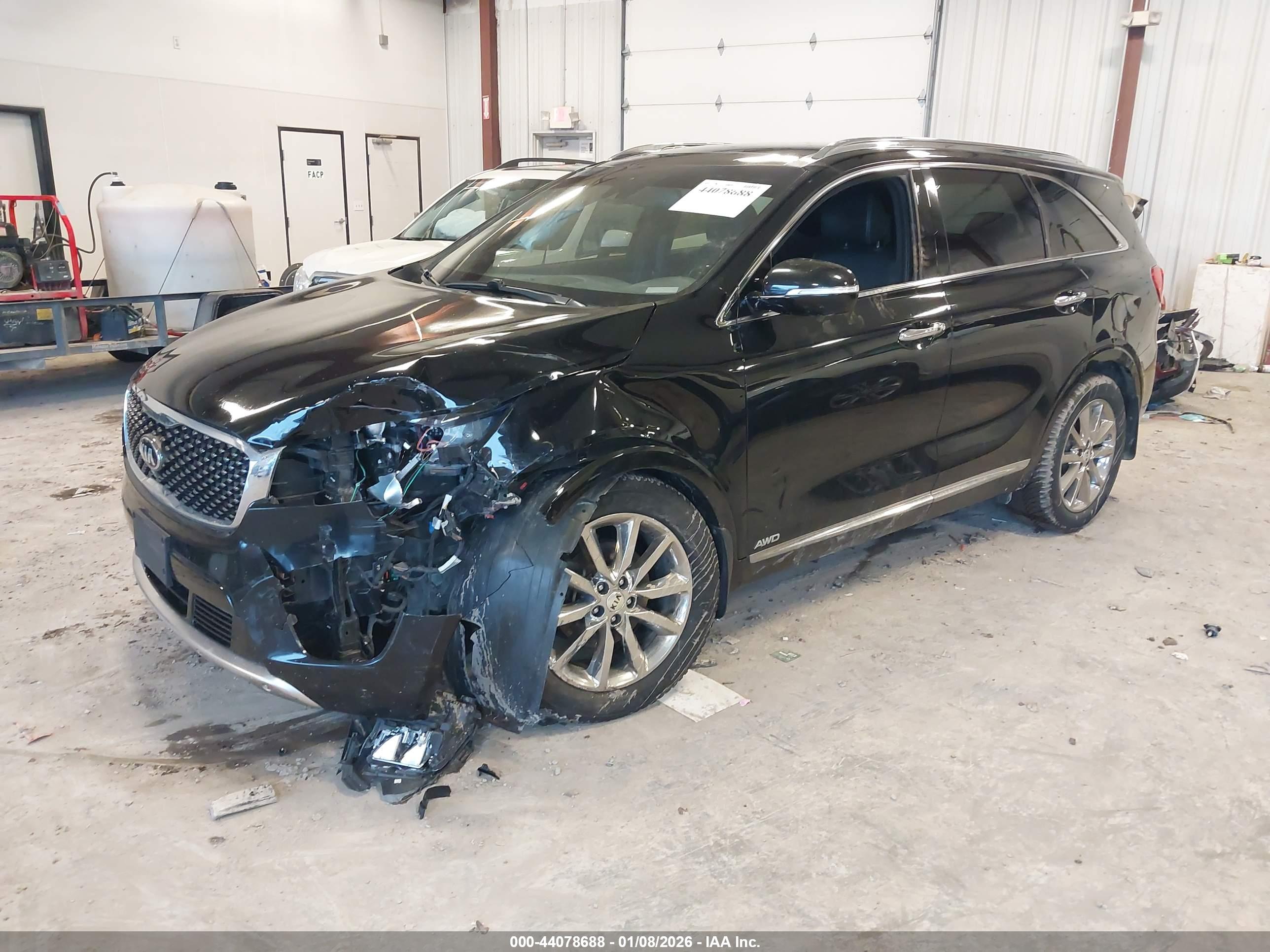 KIA SORENTO image 2