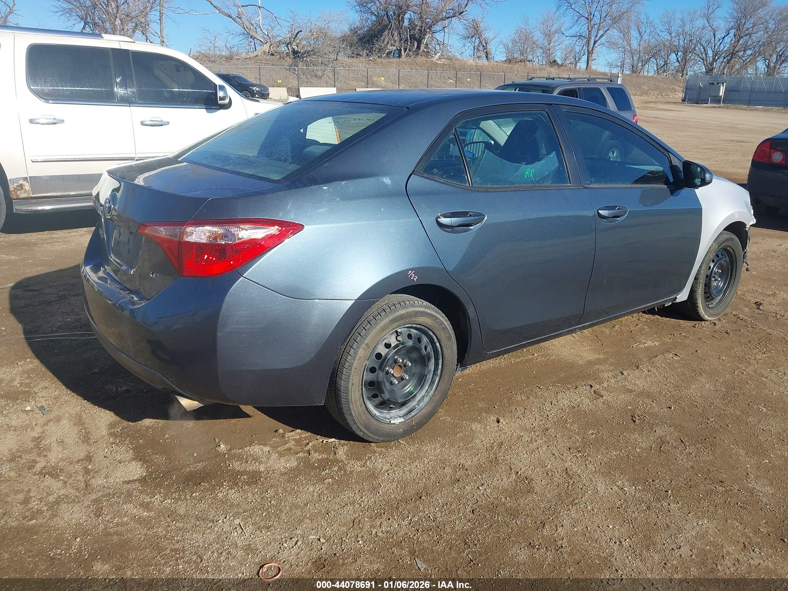 TOYOTA COROLLA image 4