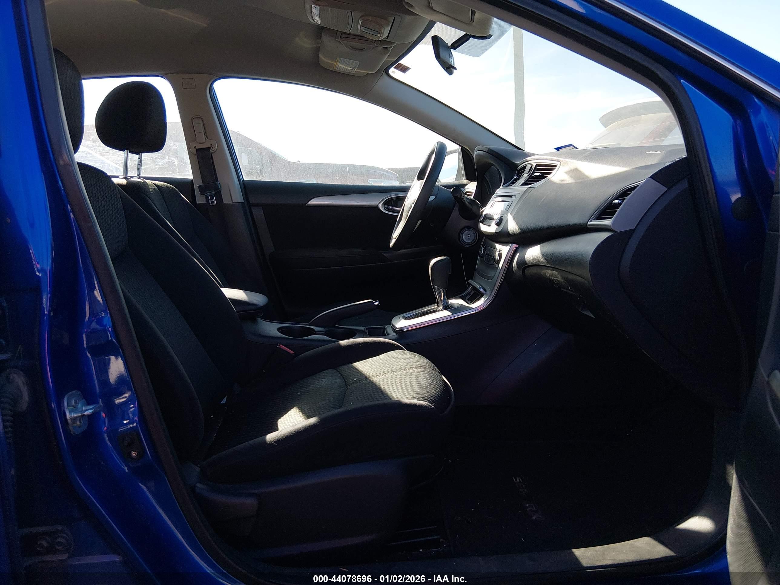 NISSAN SENTRA image 5