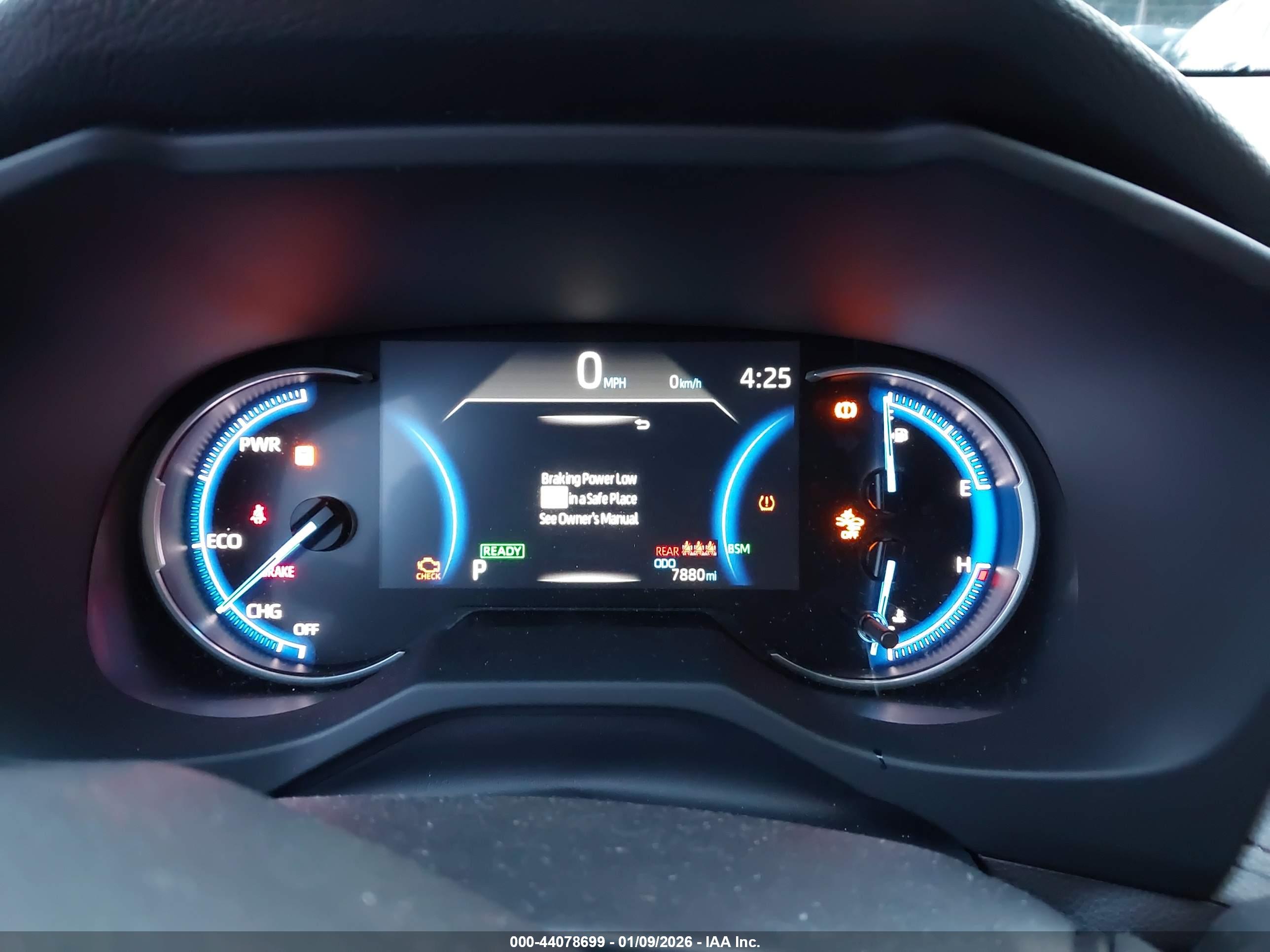 TOYOTA RAV4 image 7