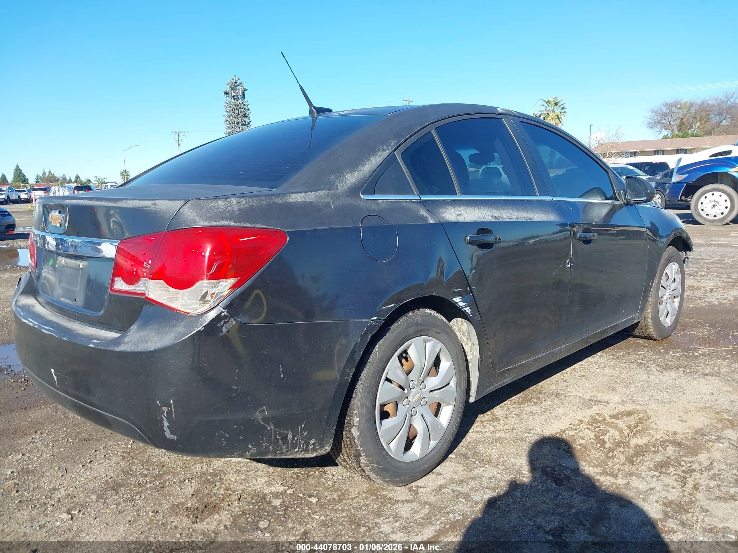 CHEVROLET CRUZE image 4