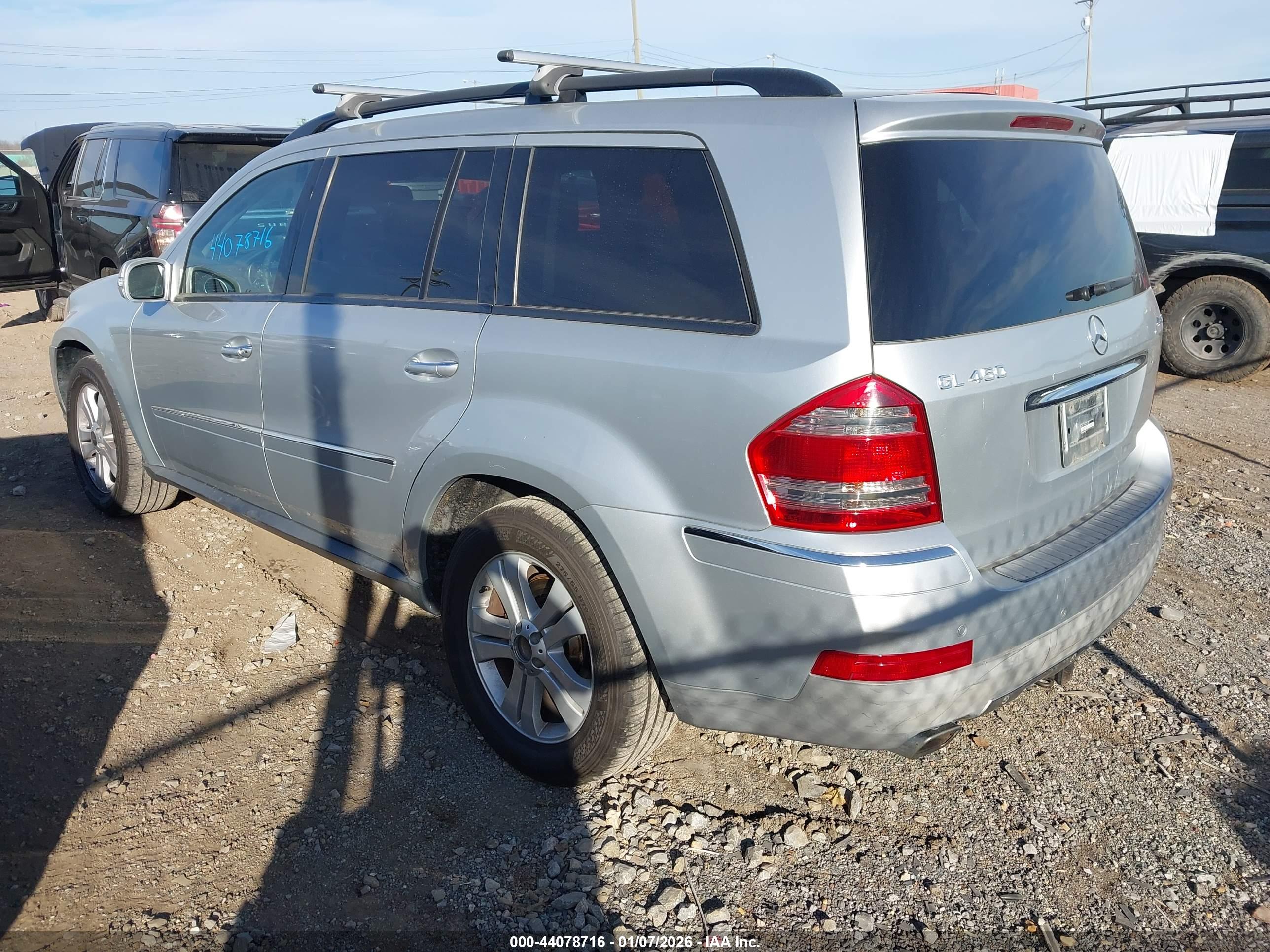 MERCEDES-BENZ GL image 3