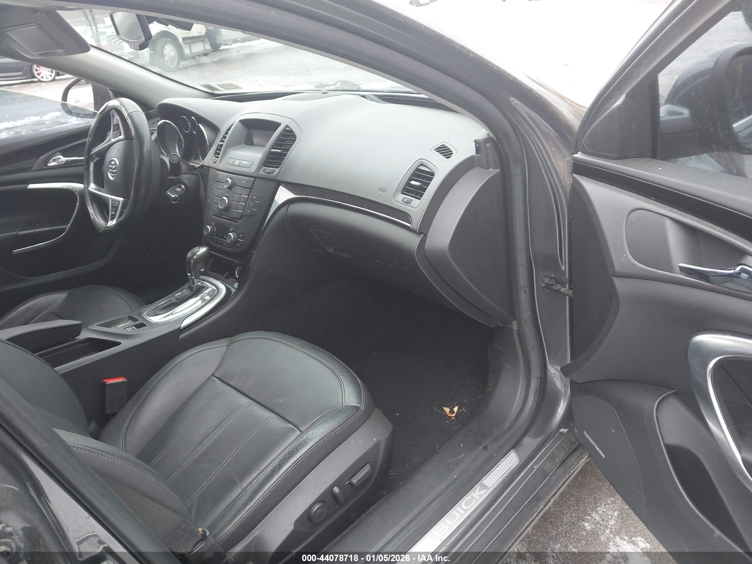BUICK REGAL image 5